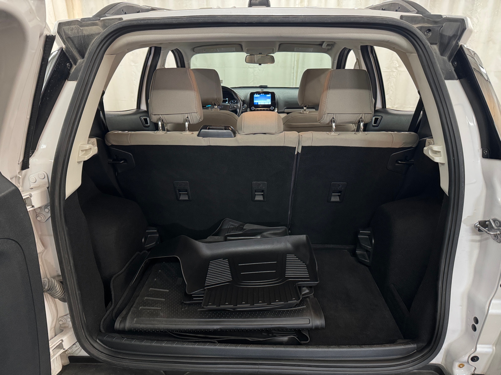 Thumbnail: 2018 Ford EcoSport - 7