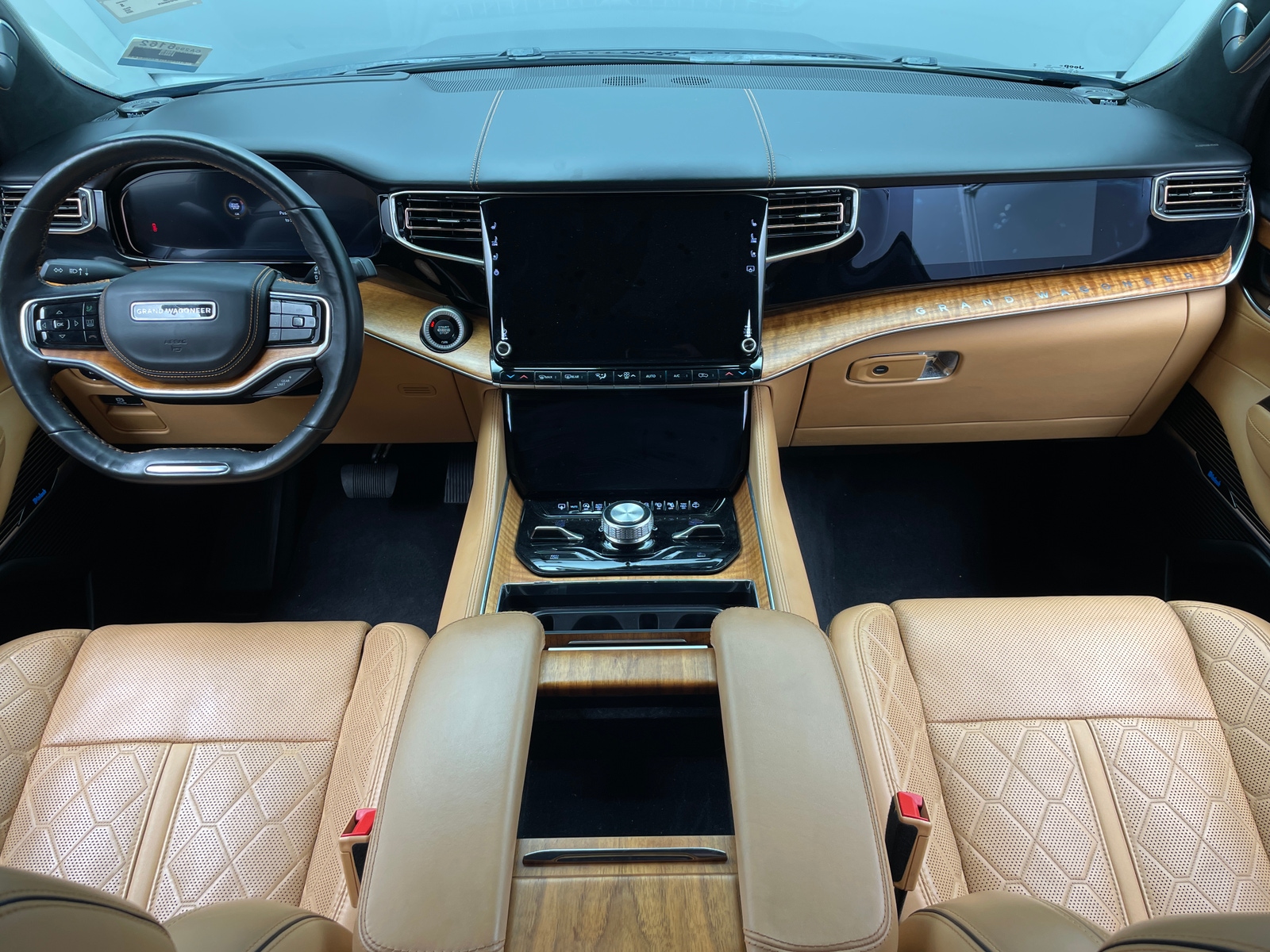 Thumbnail: 2023 Jeep Grand Wagoneer - 2