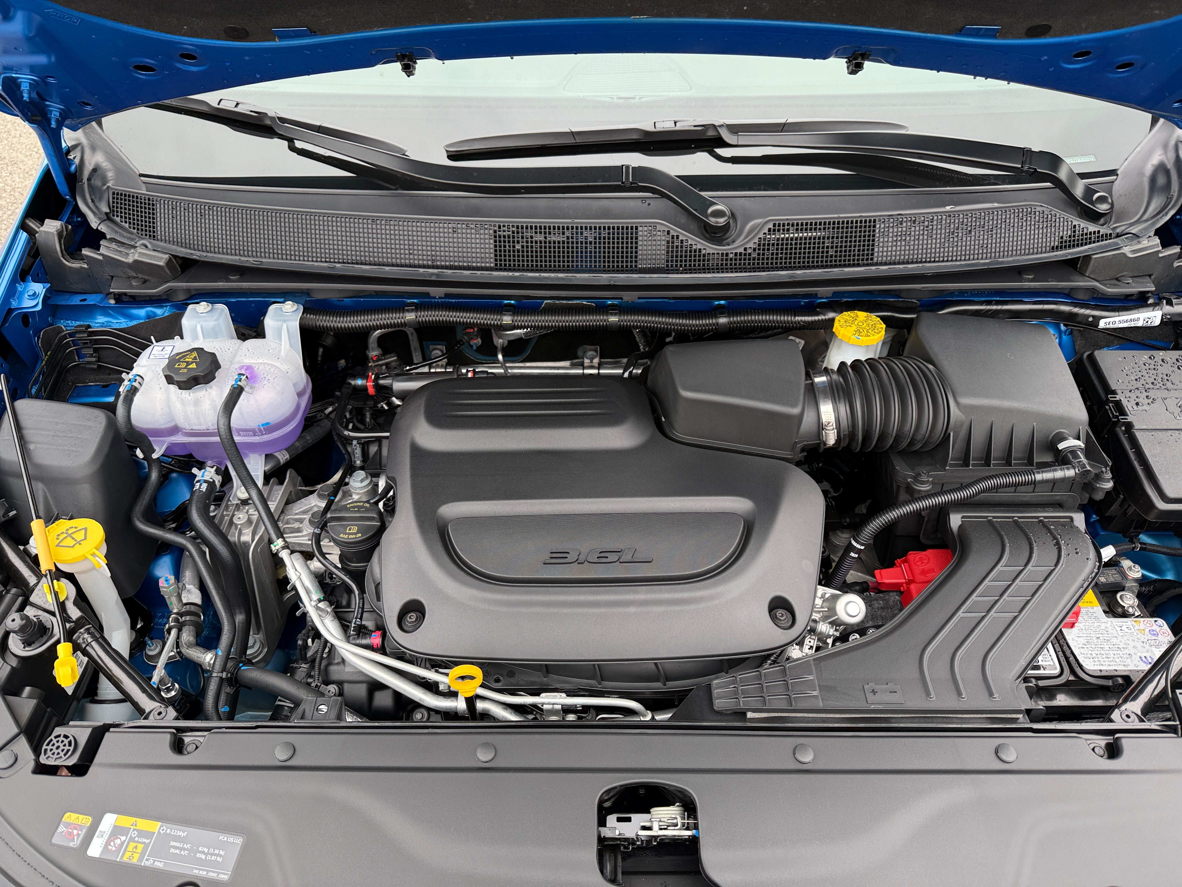 2026 Chrysler Pacifica Pinnacle's photo