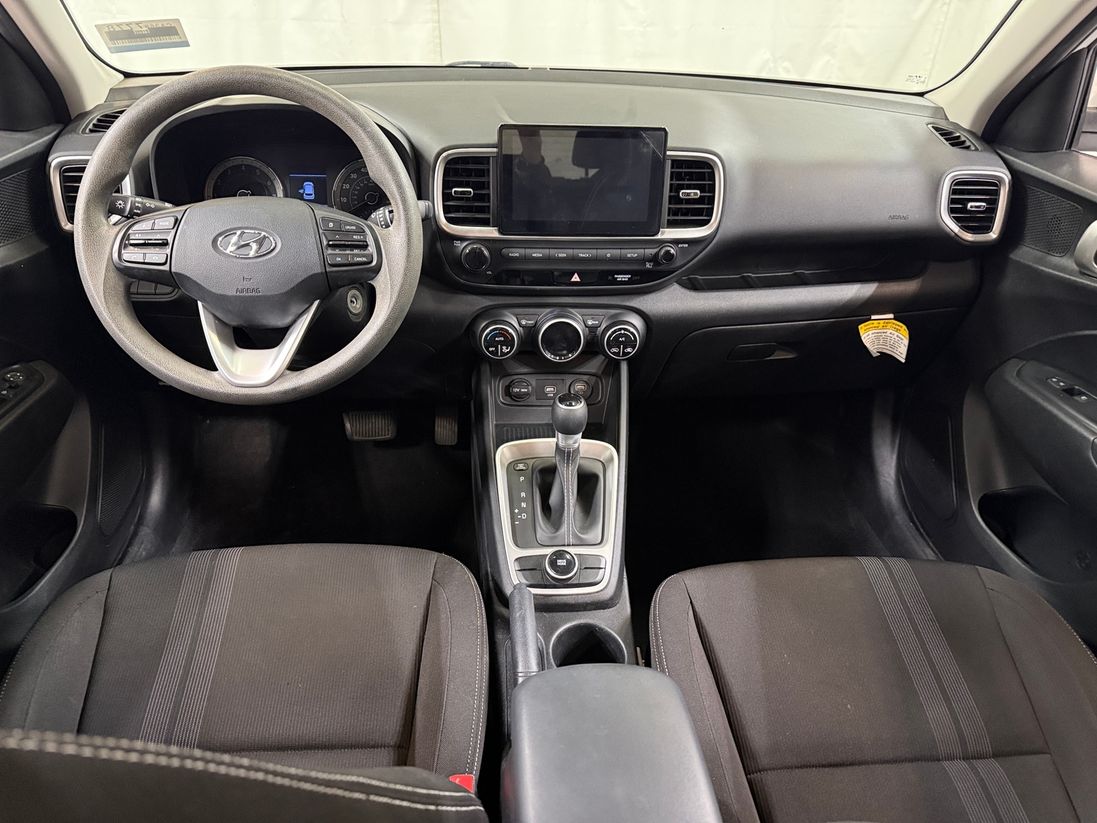 Thumbnail: 2020 Hyundai Venue - 3