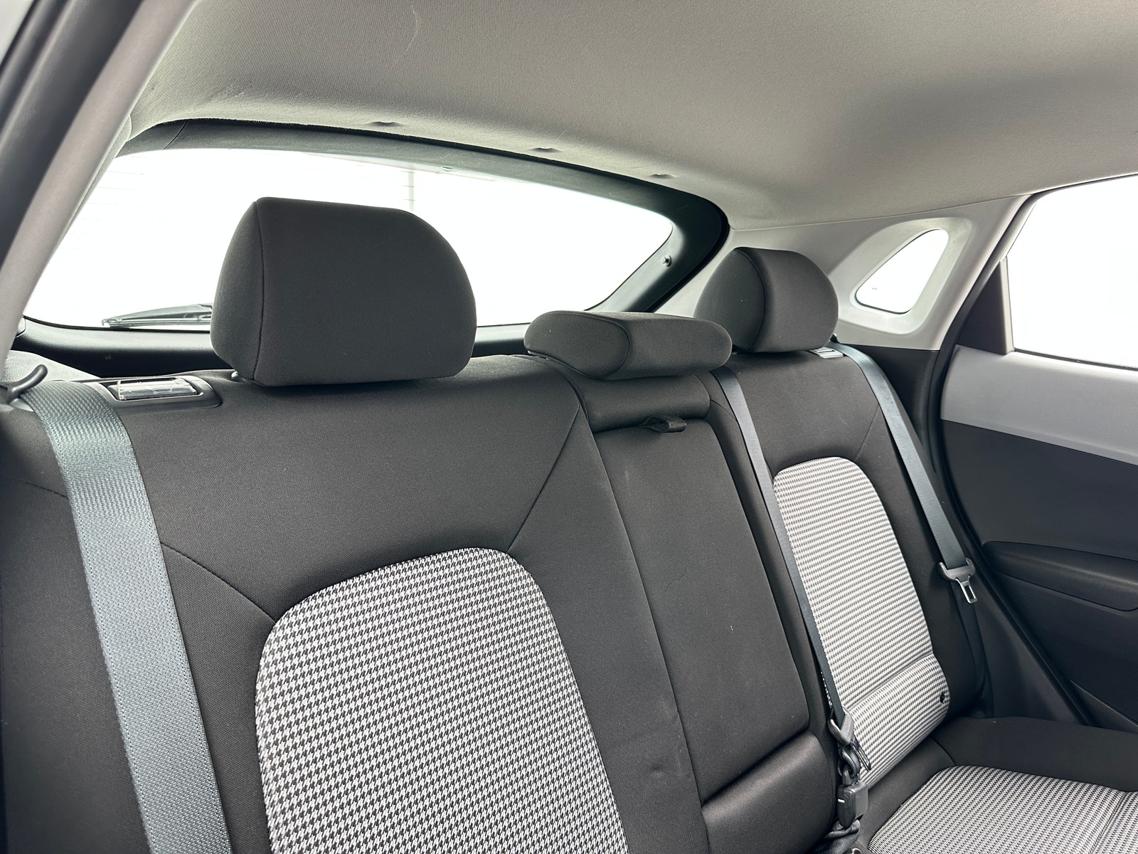 Thumbnail: 2020 Hyundai Kona - 6