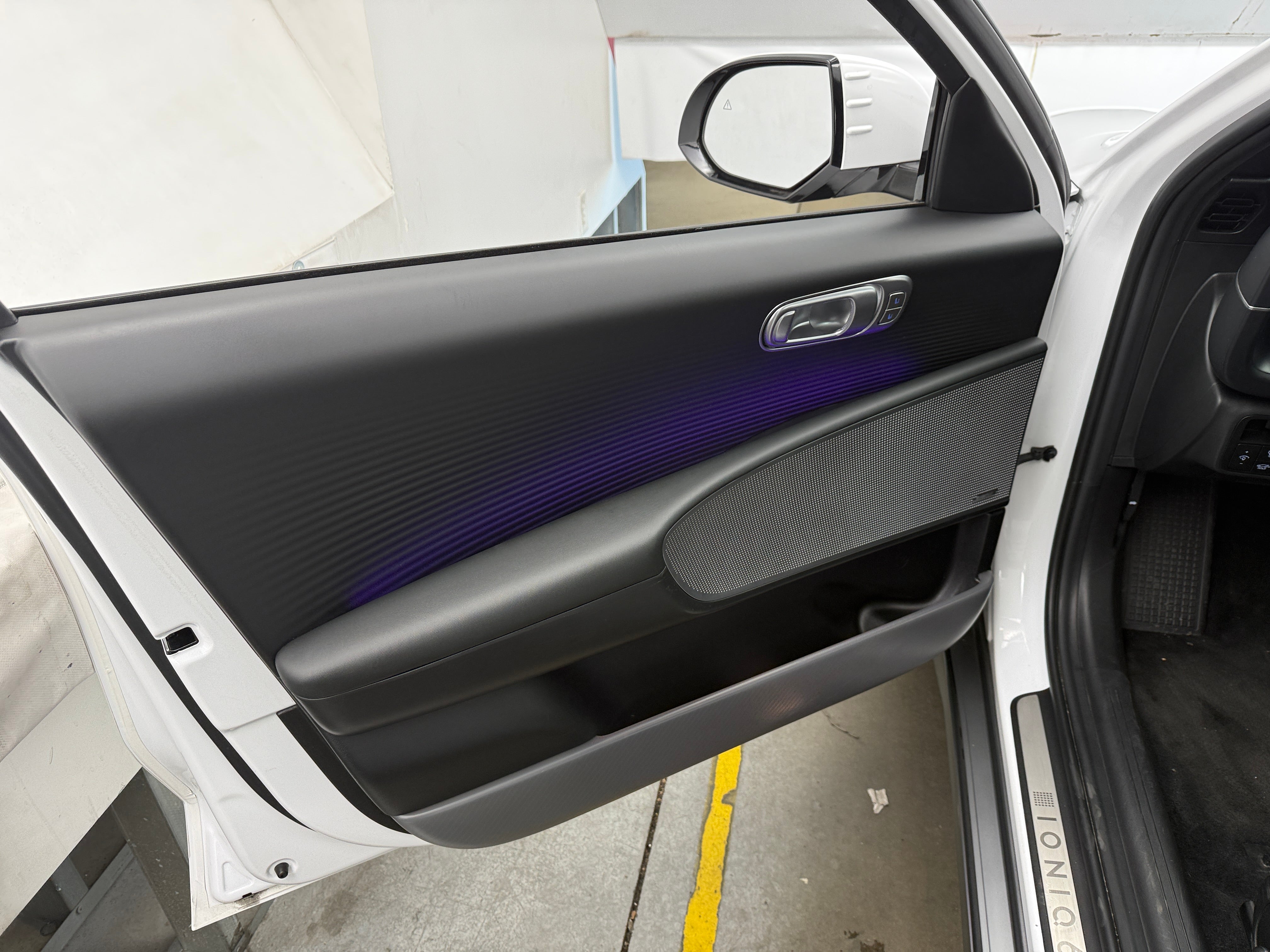 Used 2023 Hyundai IONIQ 6 Limited with VIN KMHM54AA4PA033634 for sale in Oak Creek, WI