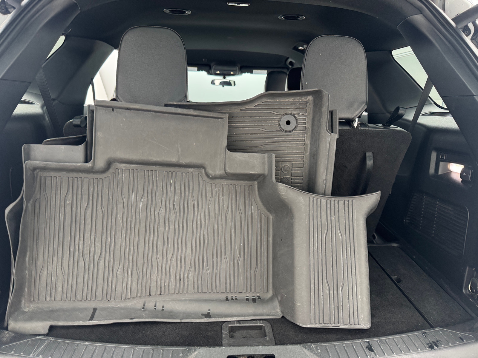 Thumbnail: 2020 Ford Explorer - 7