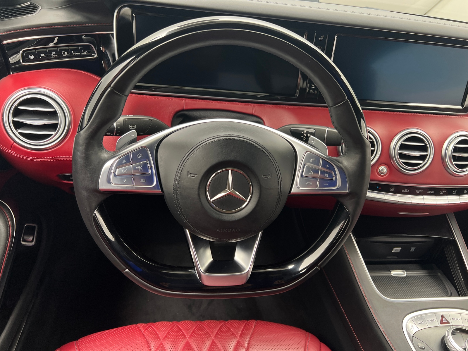 Thumbnail: 2016 Mercedes-Benz S-Class - 3