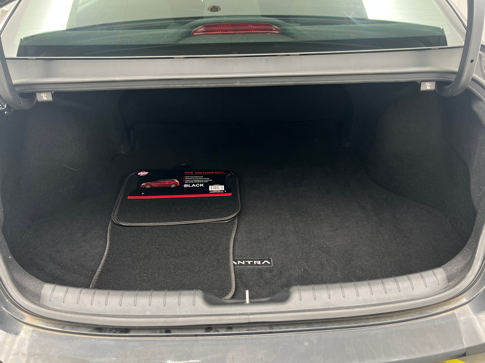 Thumbnail: 2022 Hyundai Elantra - 7