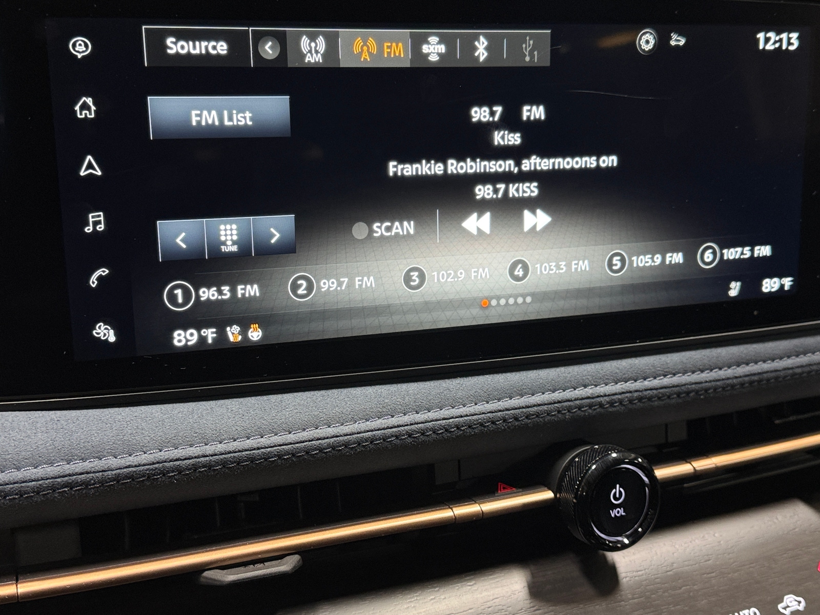 Thumbnail: 2025 Nissan Ariya - 3