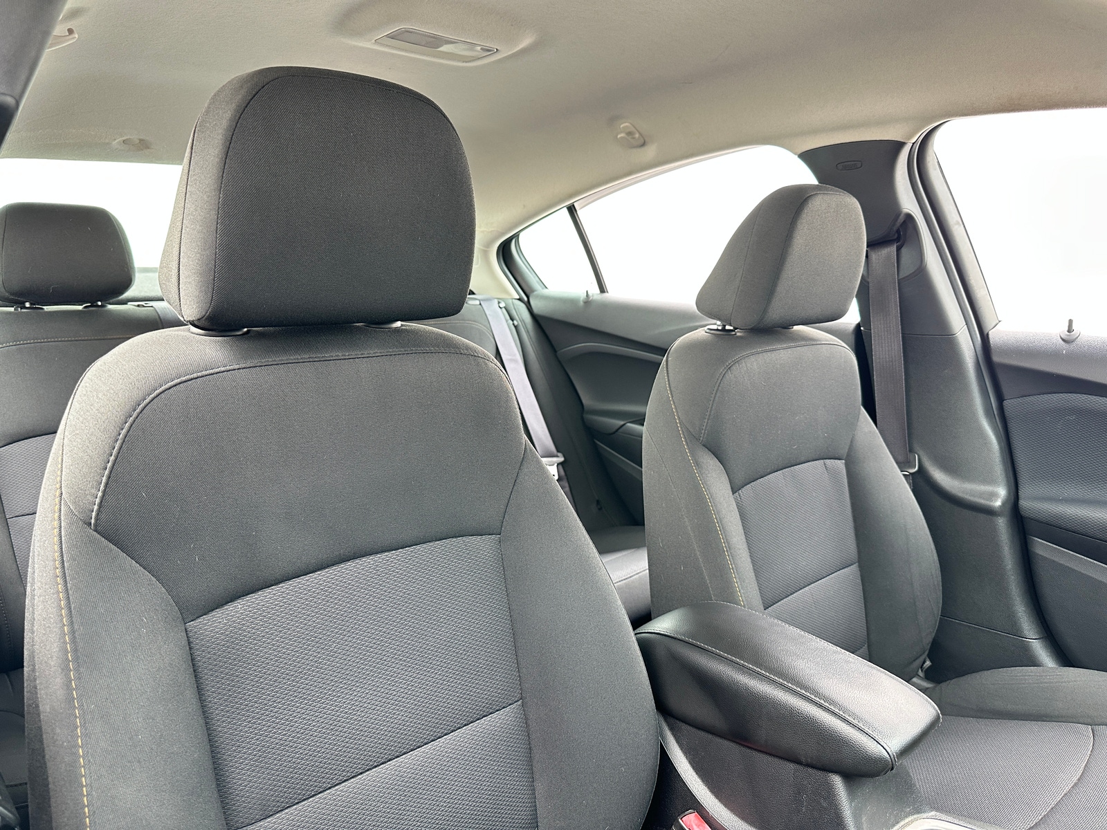 Thumbnail: 2016 Chevrolet Cruze - 2