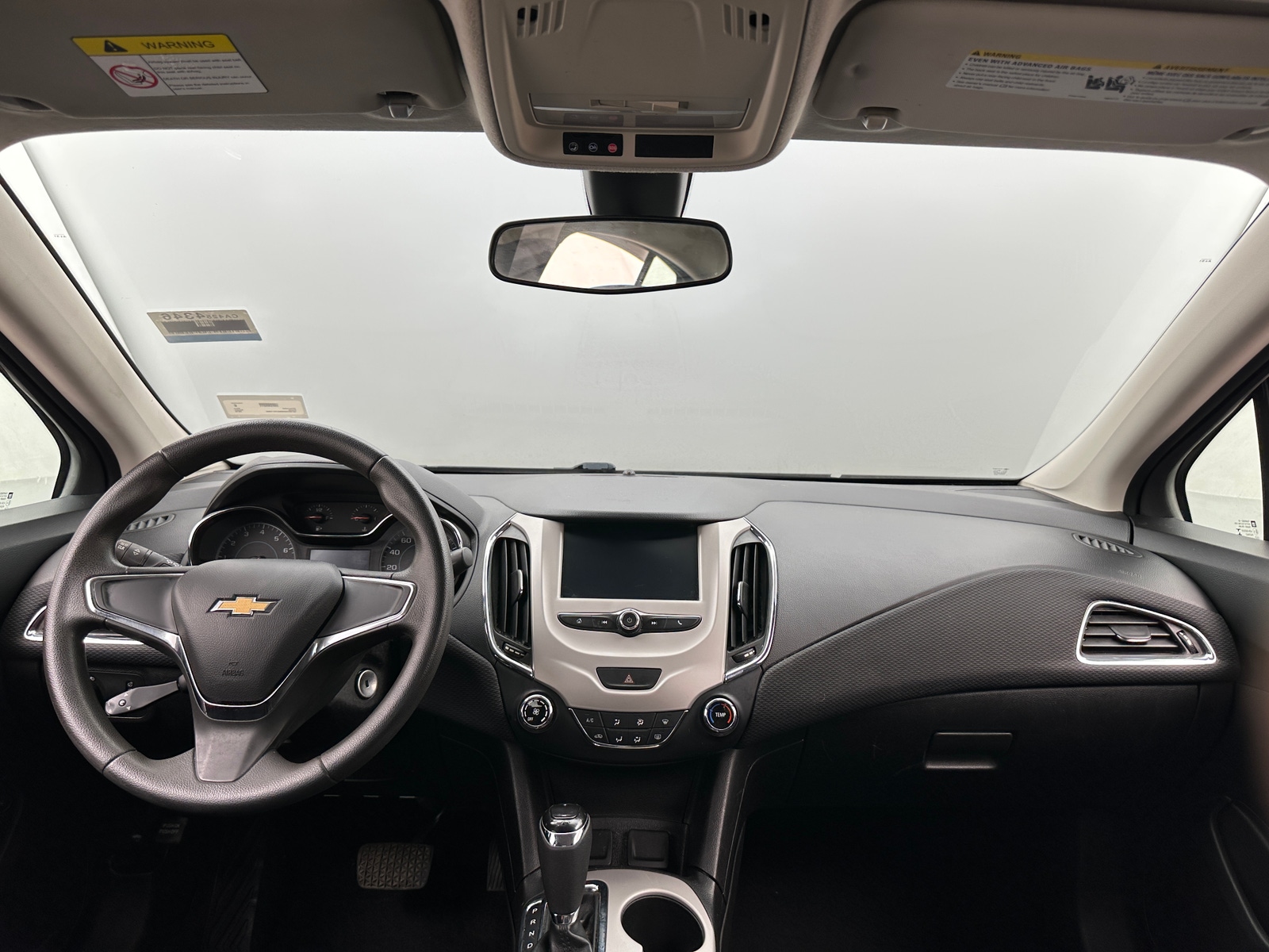 Thumbnail: 2016 Chevrolet Cruze - 3