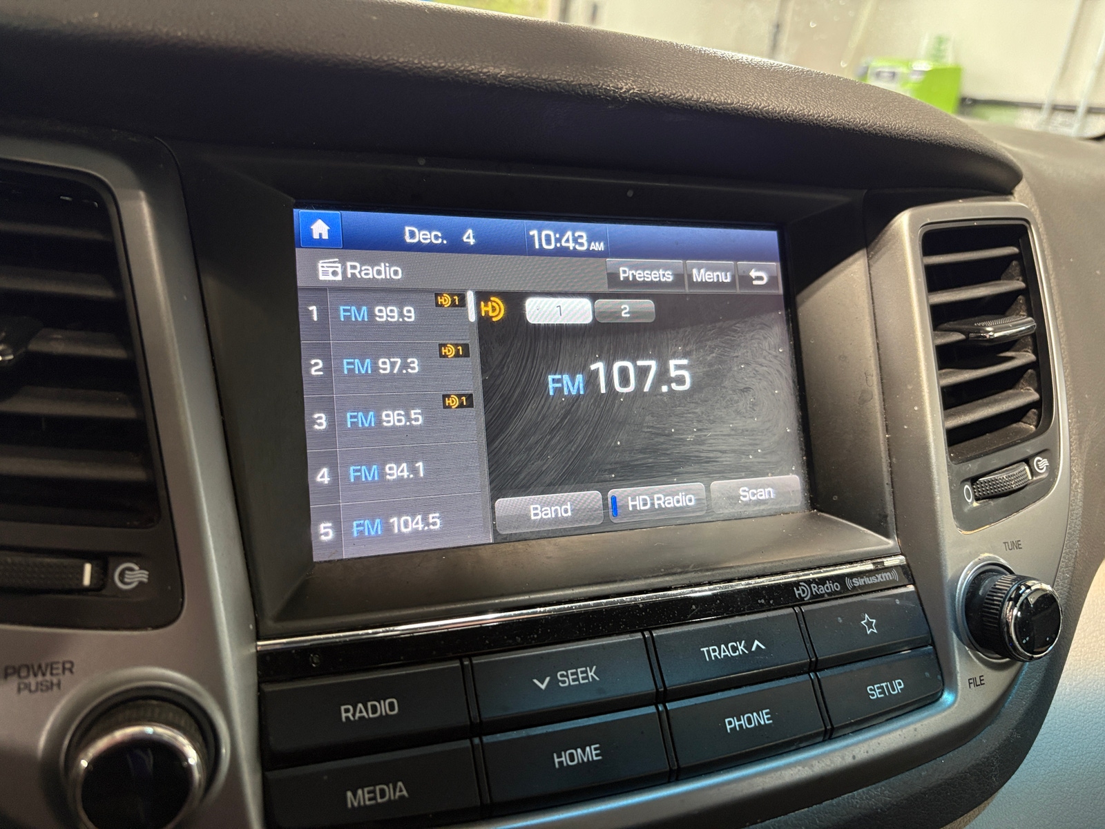 Thumbnail: 2018 Hyundai Tucson - 4