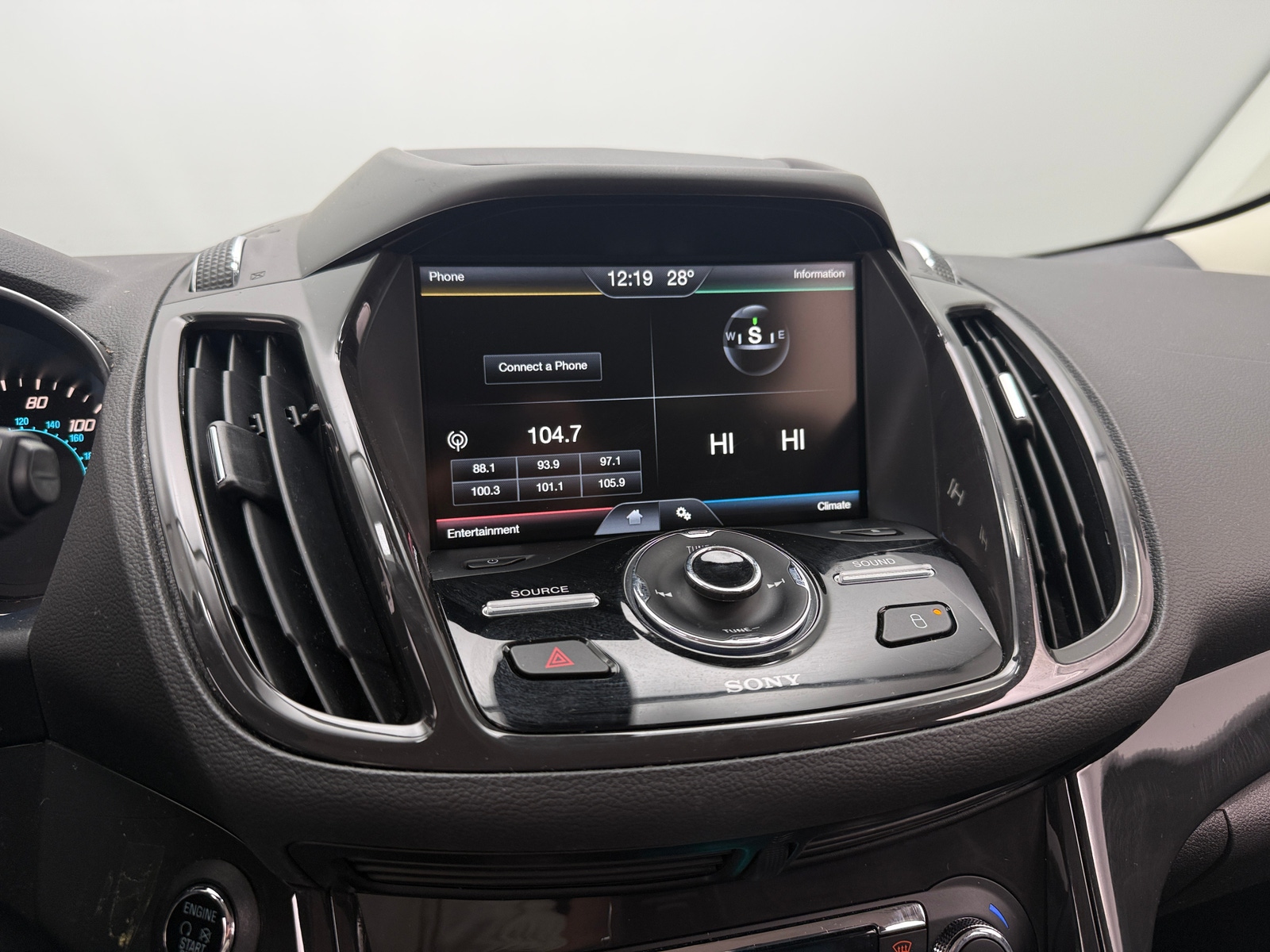 Thumbnail: 2014 Ford Escape - 3