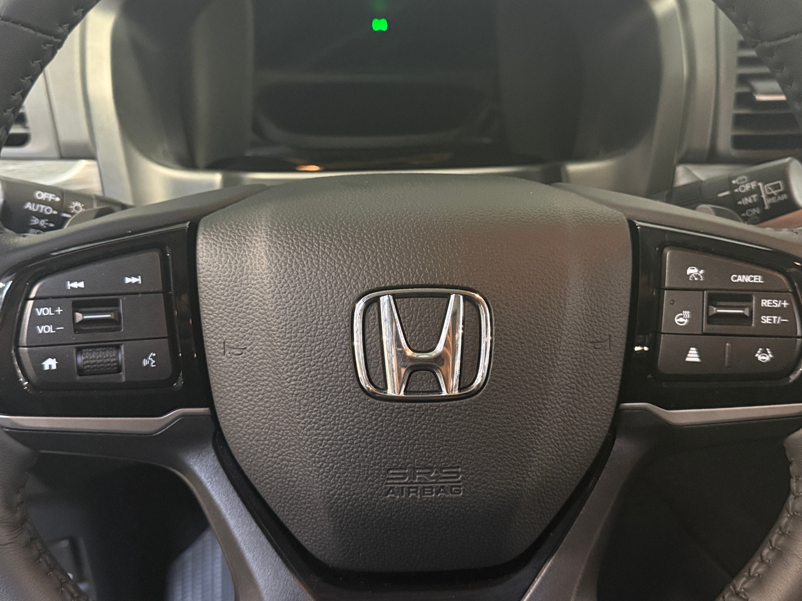 Thumbnail: 2025 Honda Odyssey - 4