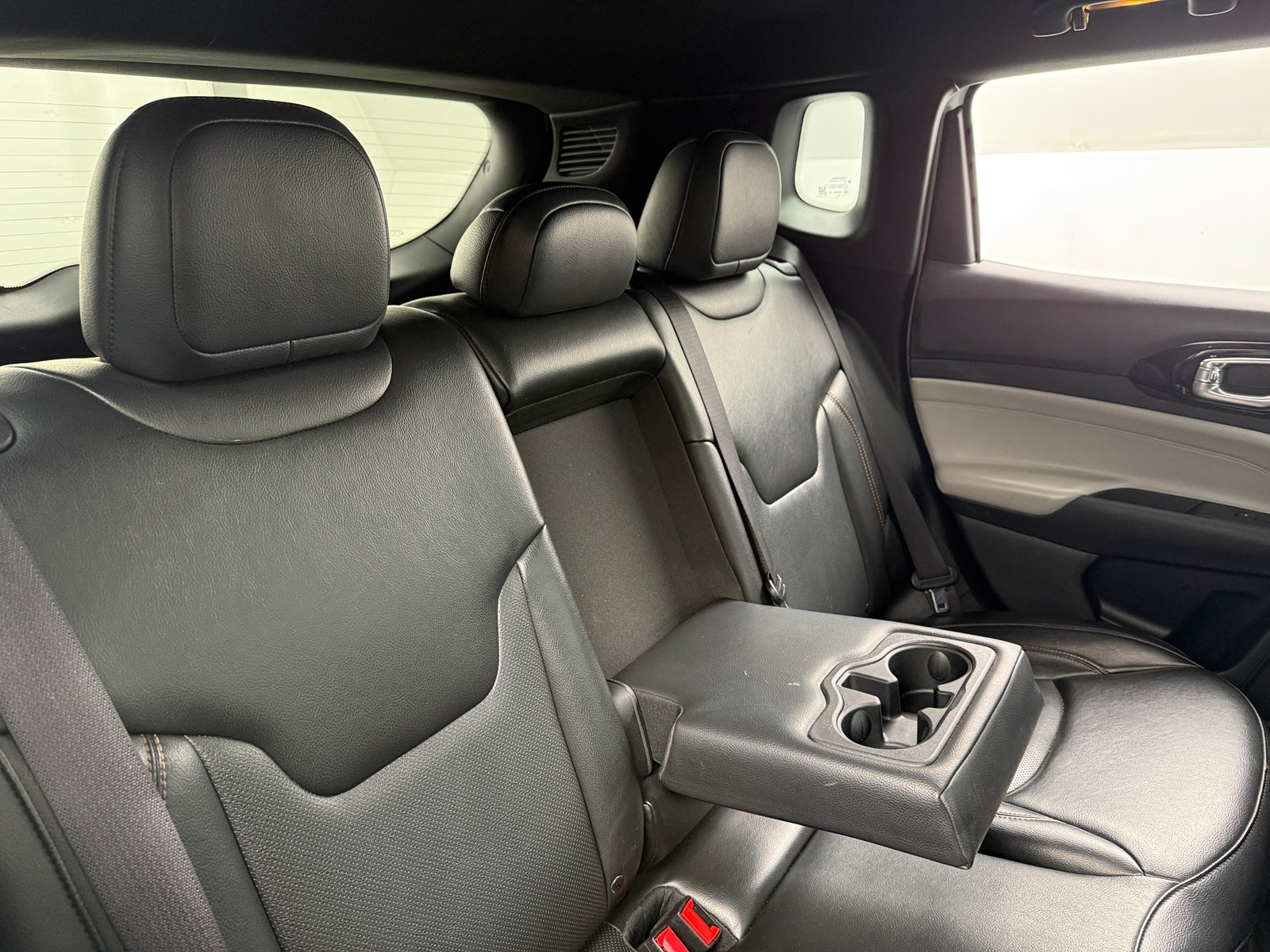 Thumbnail: 2023 Jeep Compass - 5