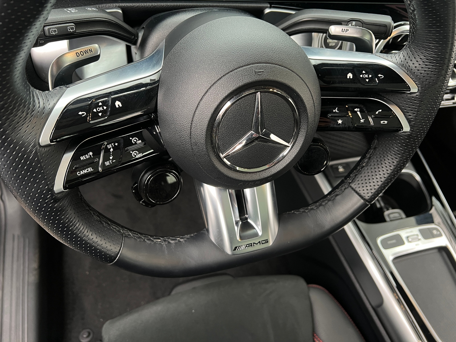 Thumbnail: 2025 Mercedes-Benz GLB - 4