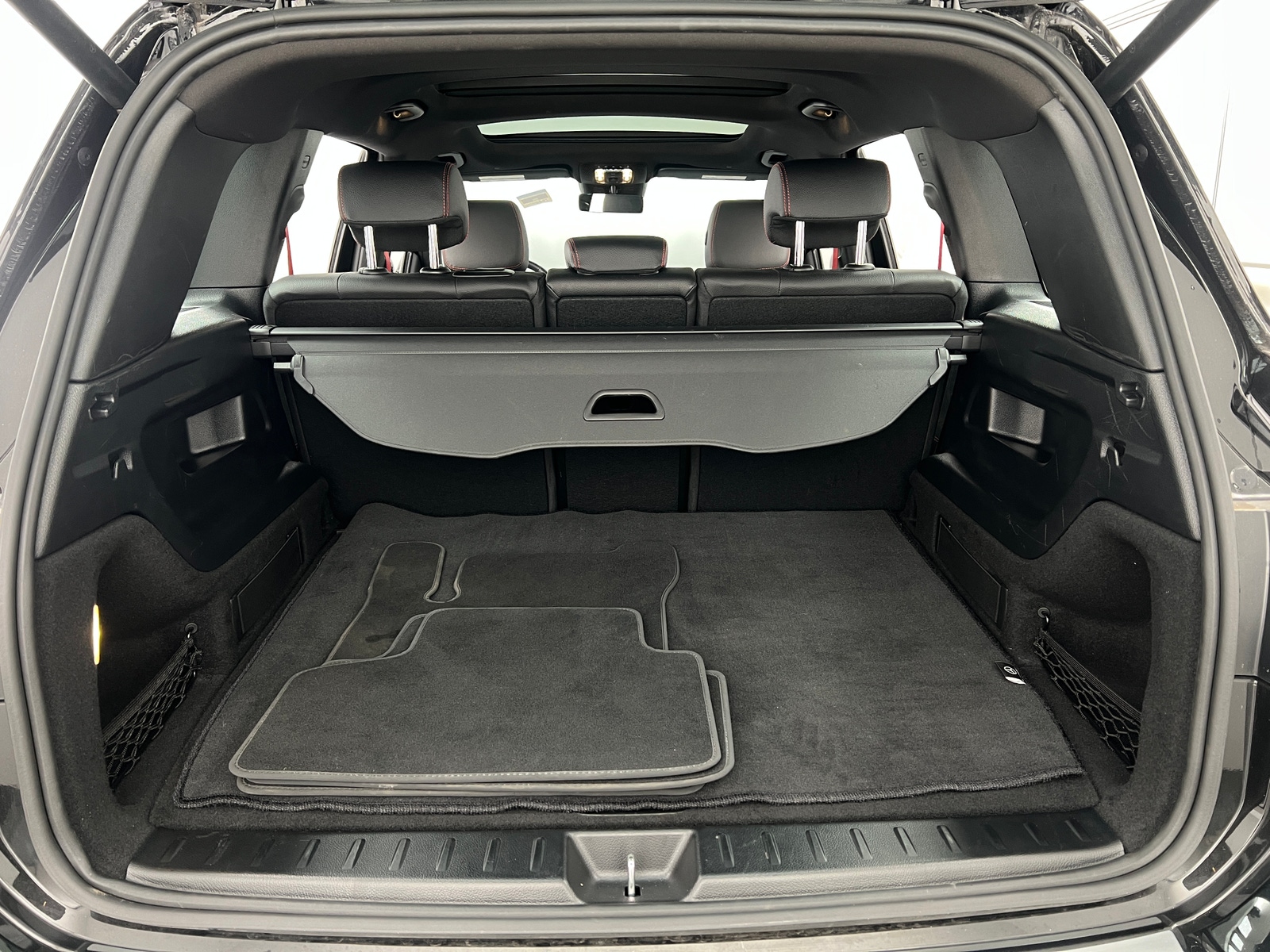 Thumbnail: 2025 Mercedes-Benz GLB - 6