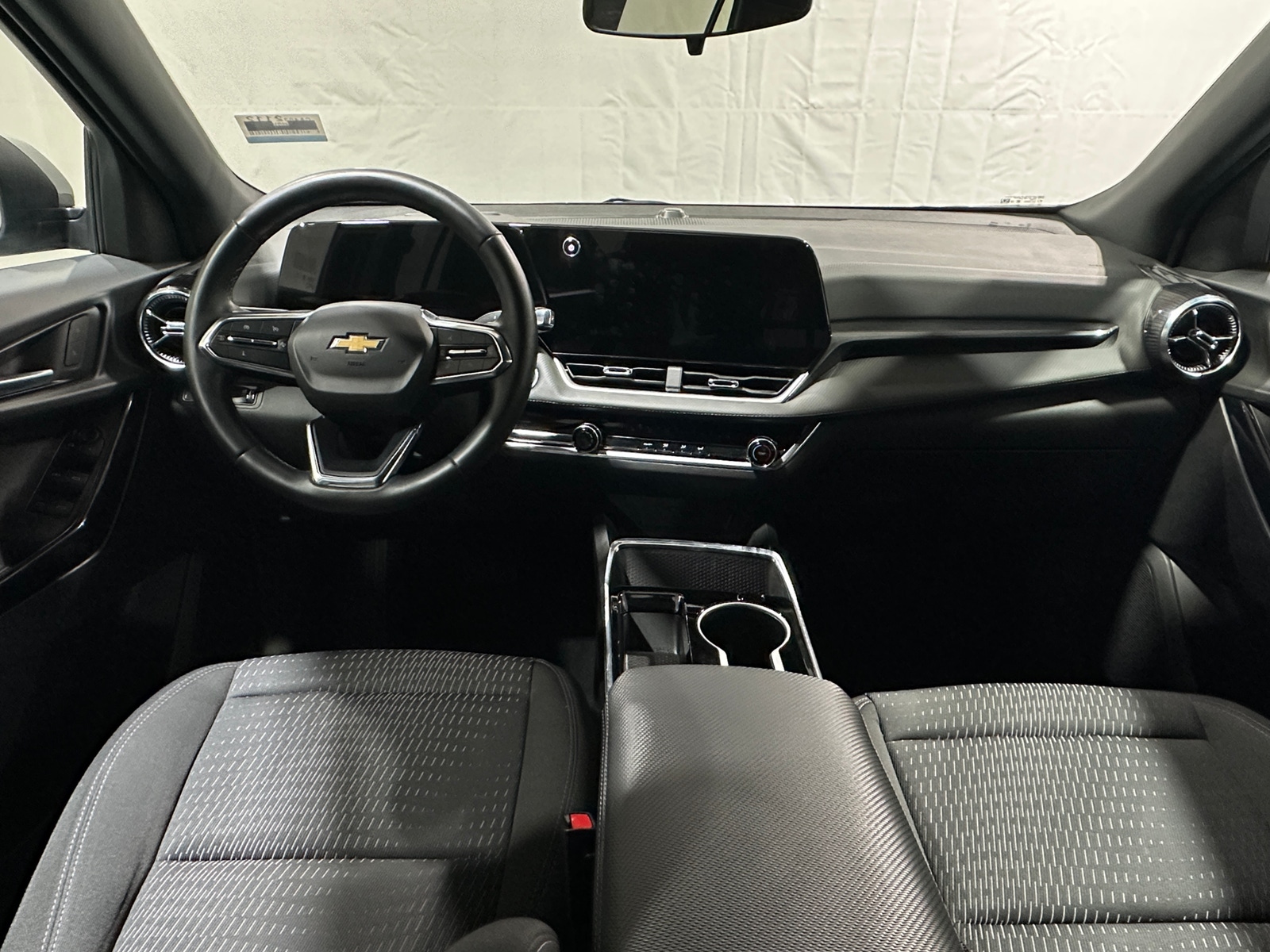 Thumbnail: 2025 Chevrolet Equinox - 3