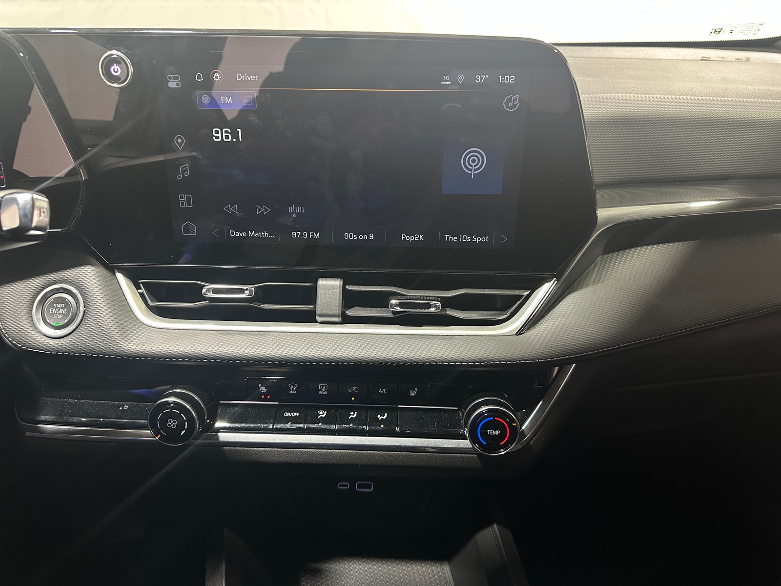 Thumbnail: 2025 Chevrolet Equinox - 4