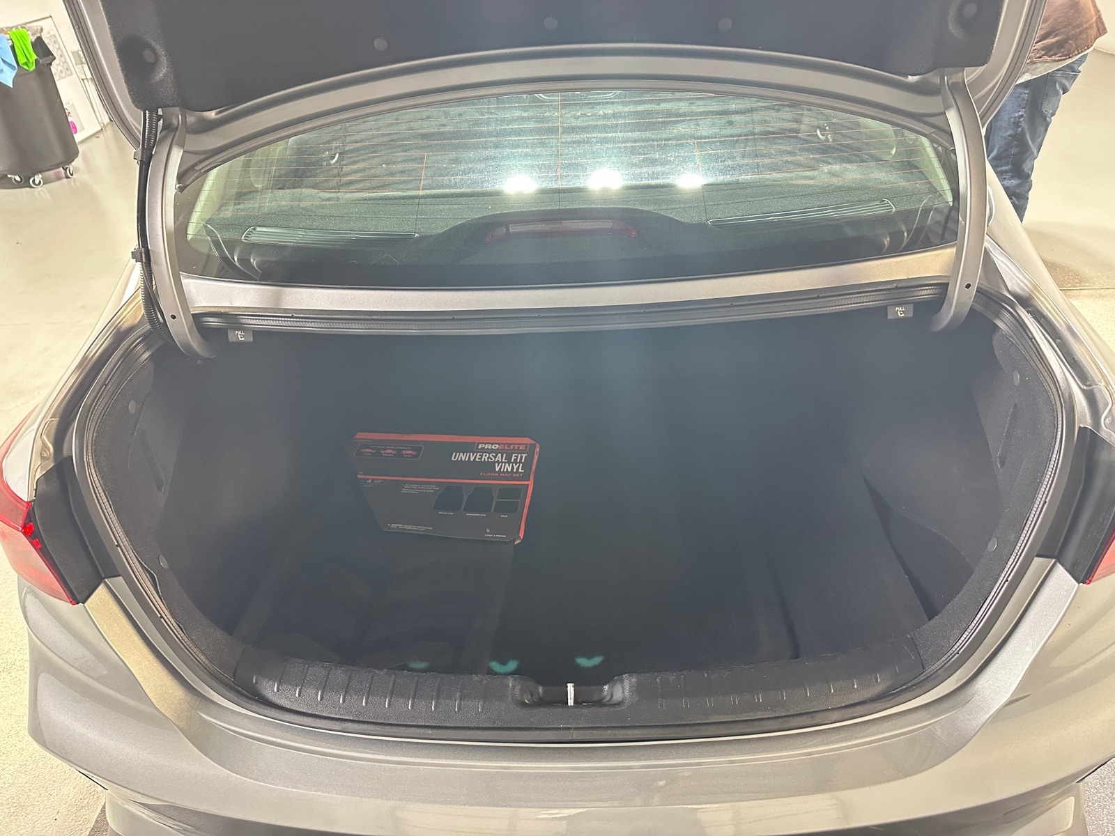 Thumbnail: 2024 Kia Forte - 7