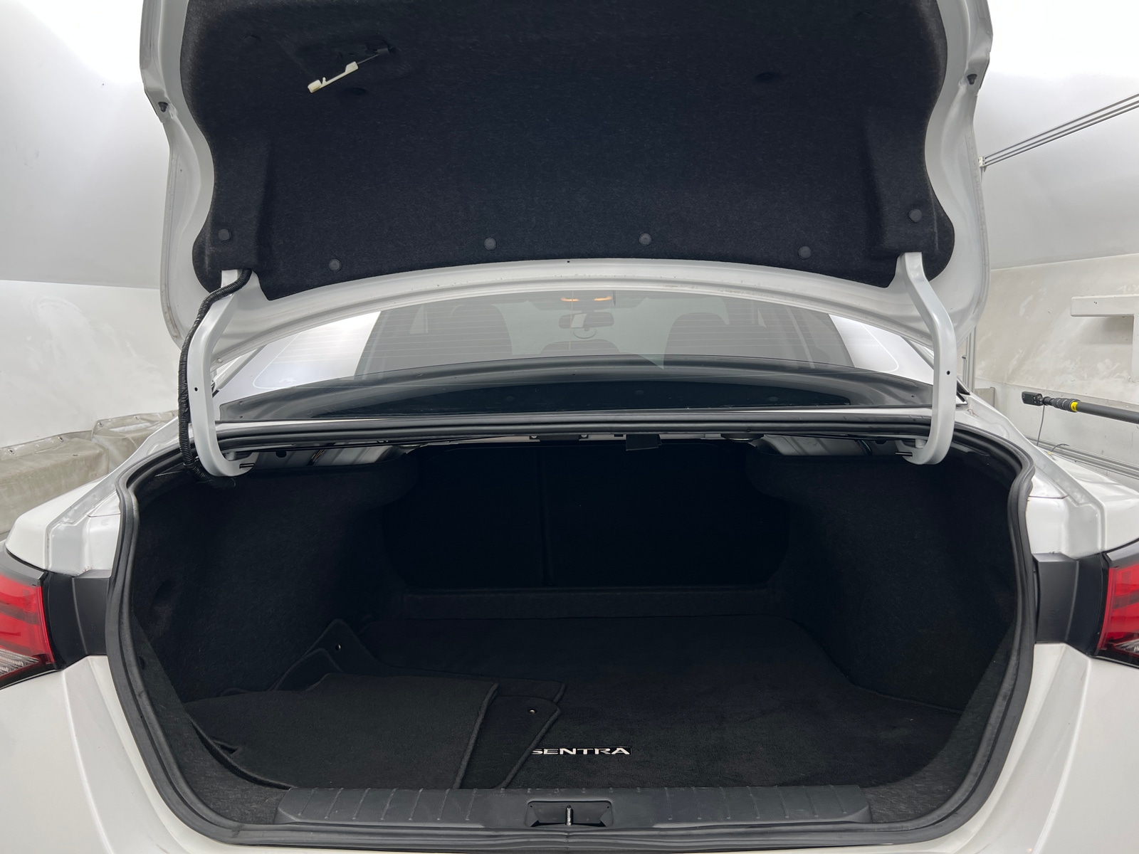 Thumbnail: 2023 Nissan Sentra - 7