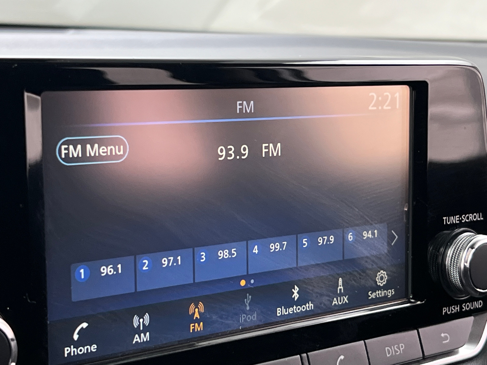 Thumbnail: 2023 Nissan Sentra - 4