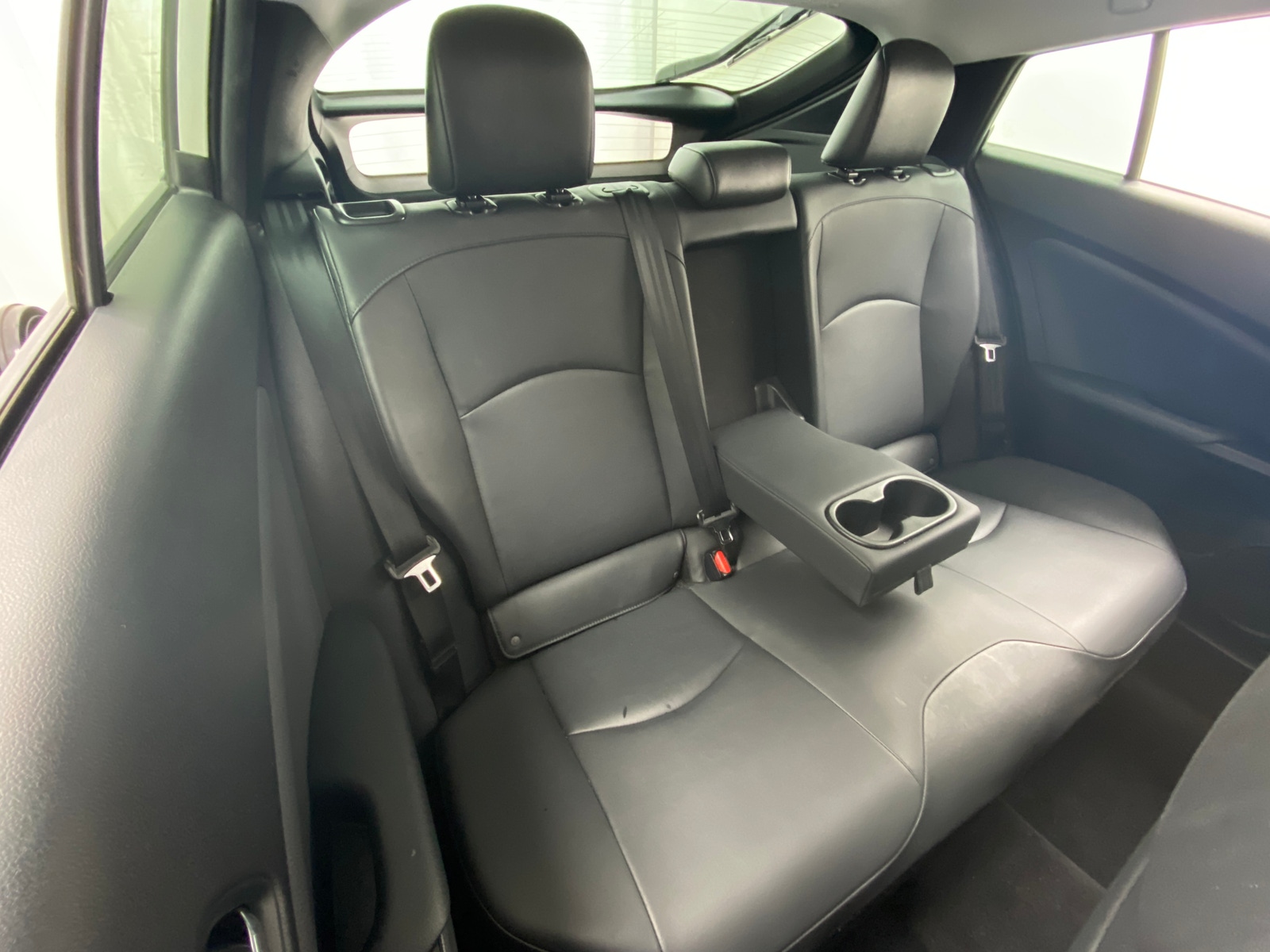 Thumbnail: 2020 Toyota Prius - 5