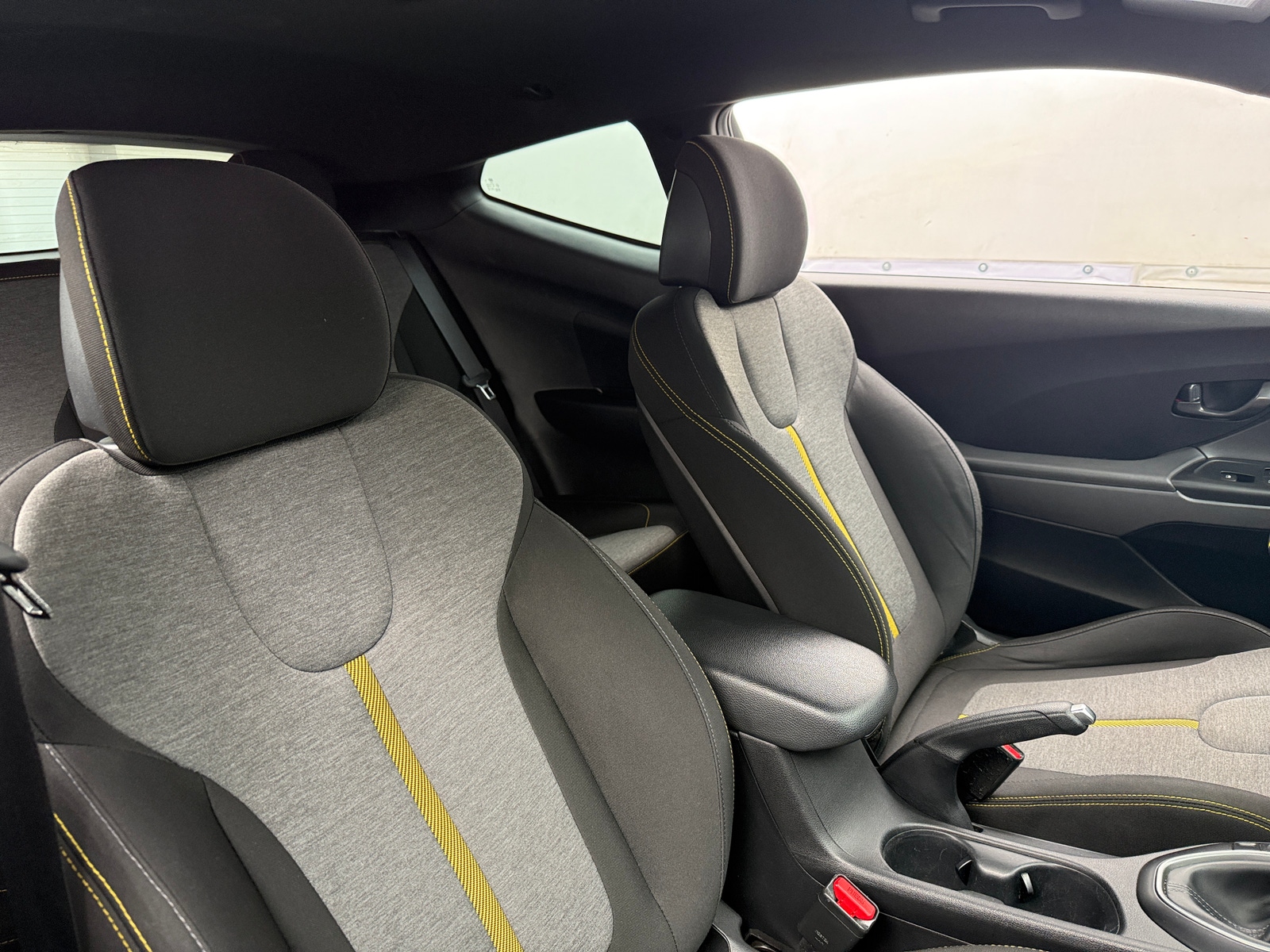 Thumbnail: 2020 Hyundai Veloster - 2