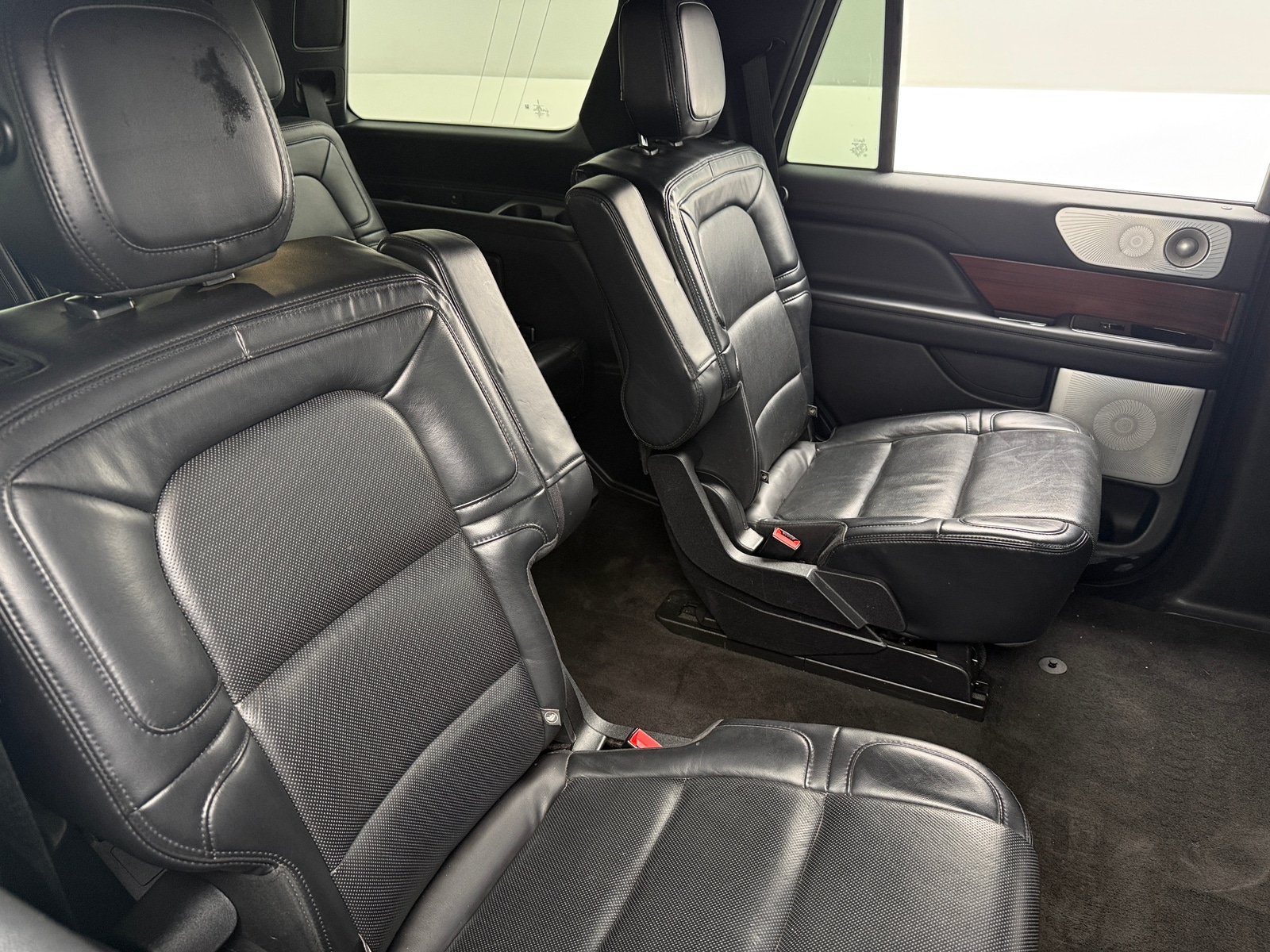 Thumbnail: 2020 Lincoln Navigator - 5