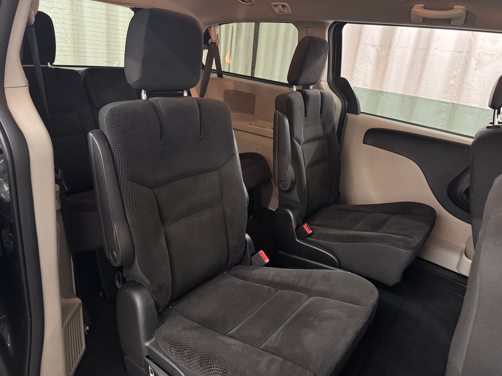 Thumbnail: 2019 Dodge Grand Caravan - 6