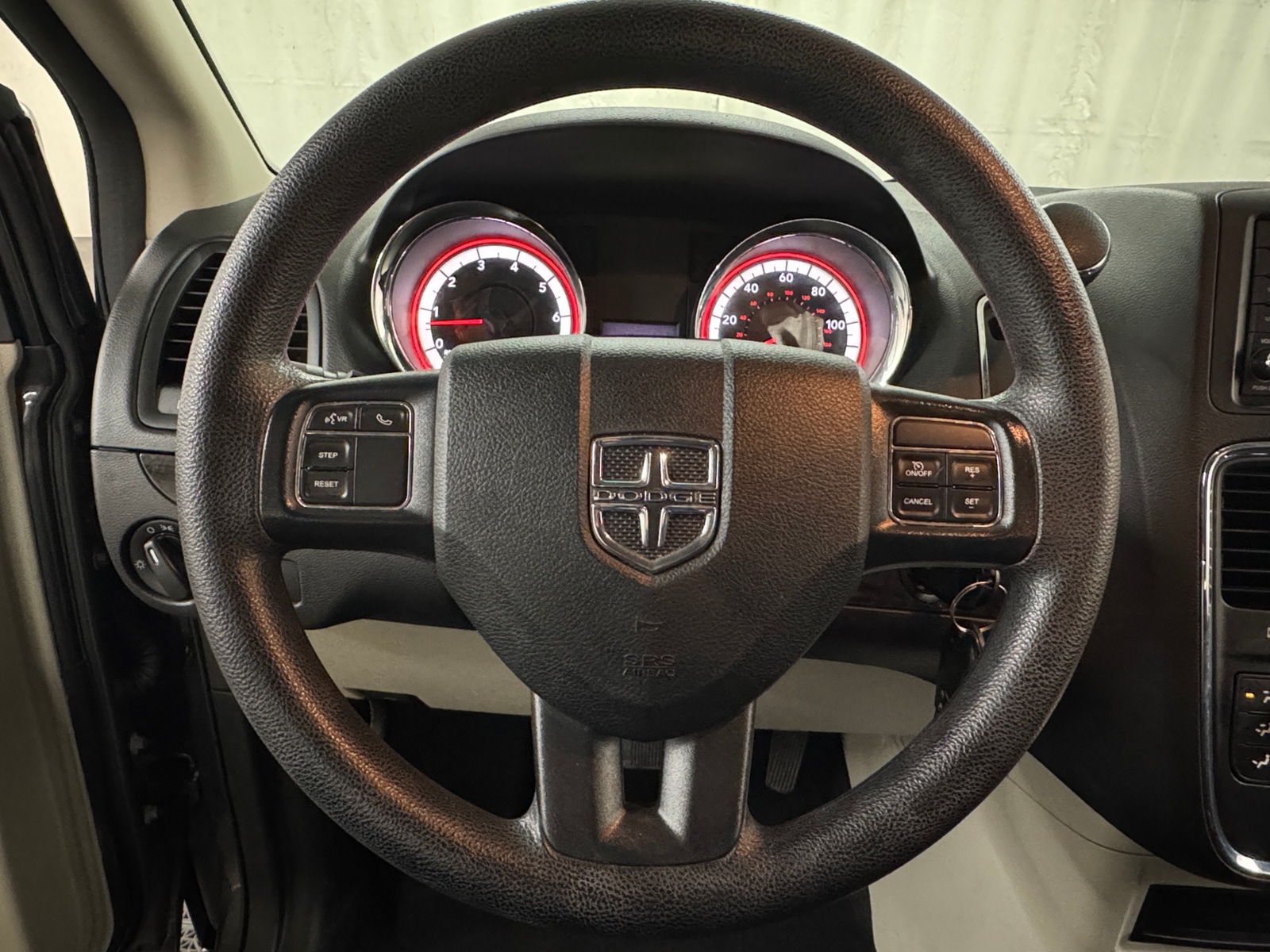 Thumbnail: 2019 Dodge Grand Caravan - 5