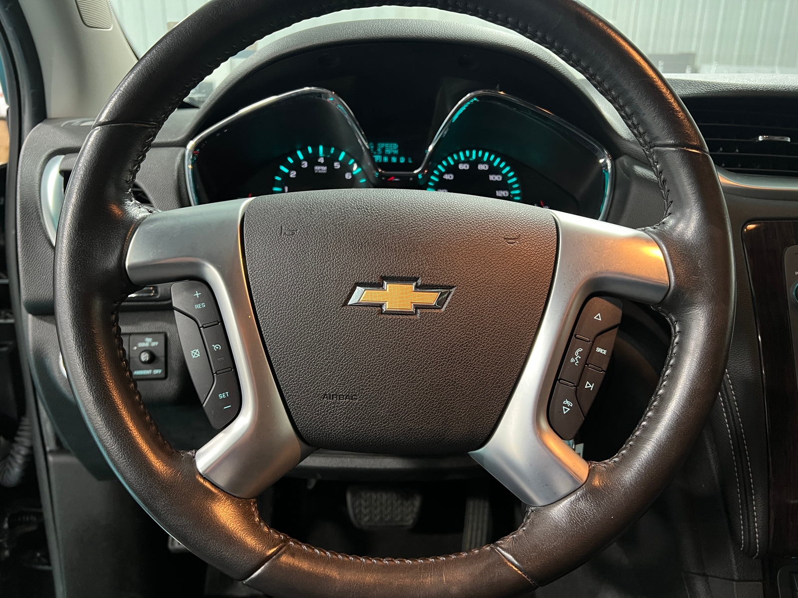 Thumbnail: 2017 Chevrolet Traverse - 5