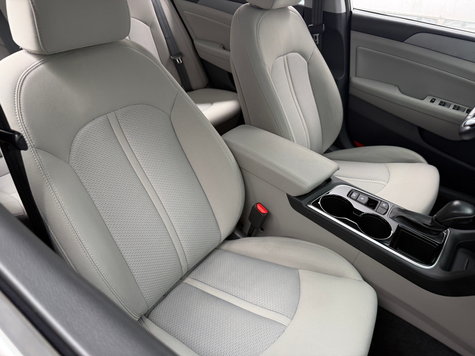 Thumbnail: 2018 Hyundai Sonata - 2