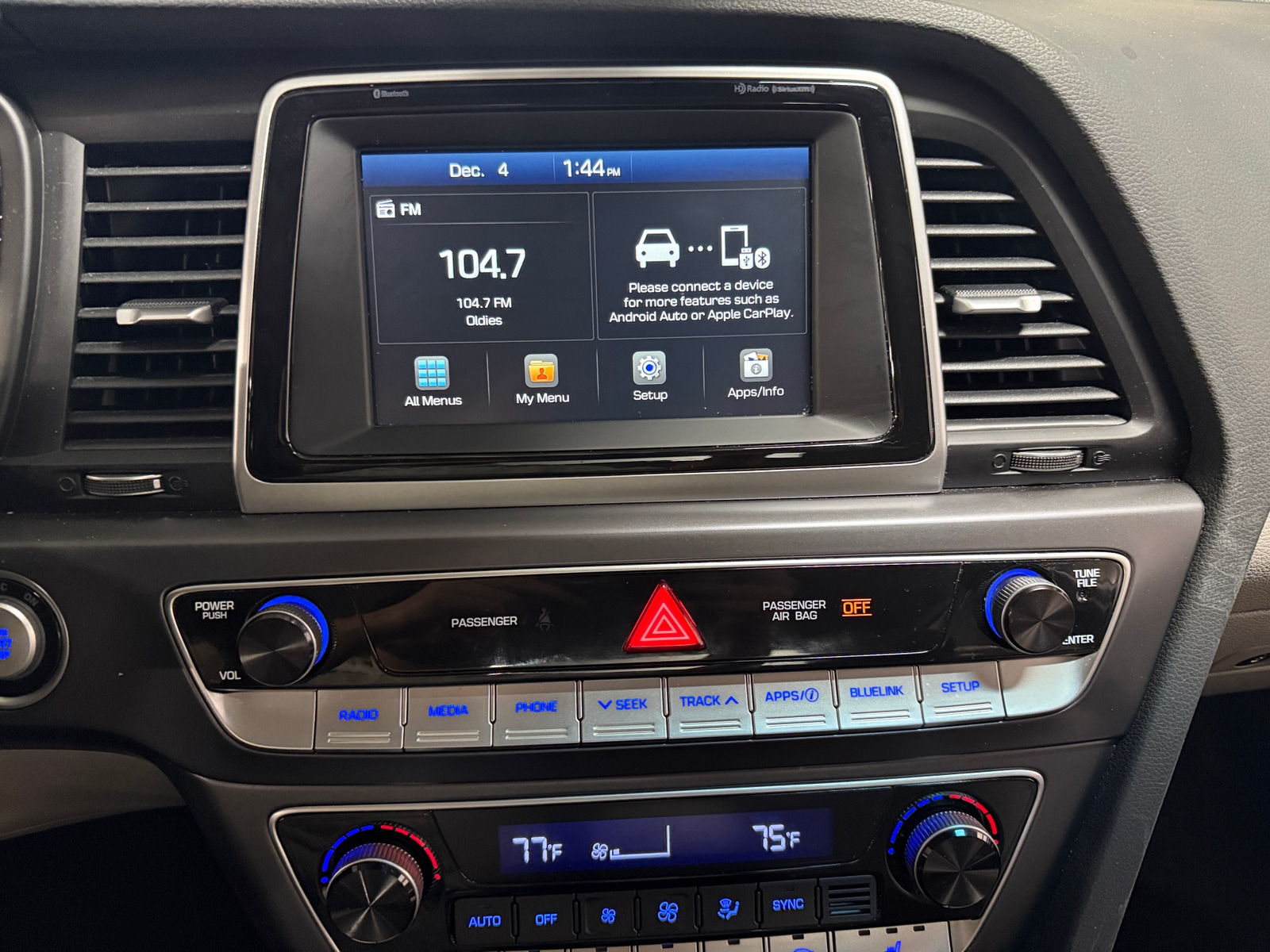 Thumbnail: 2018 Hyundai Sonata - 4