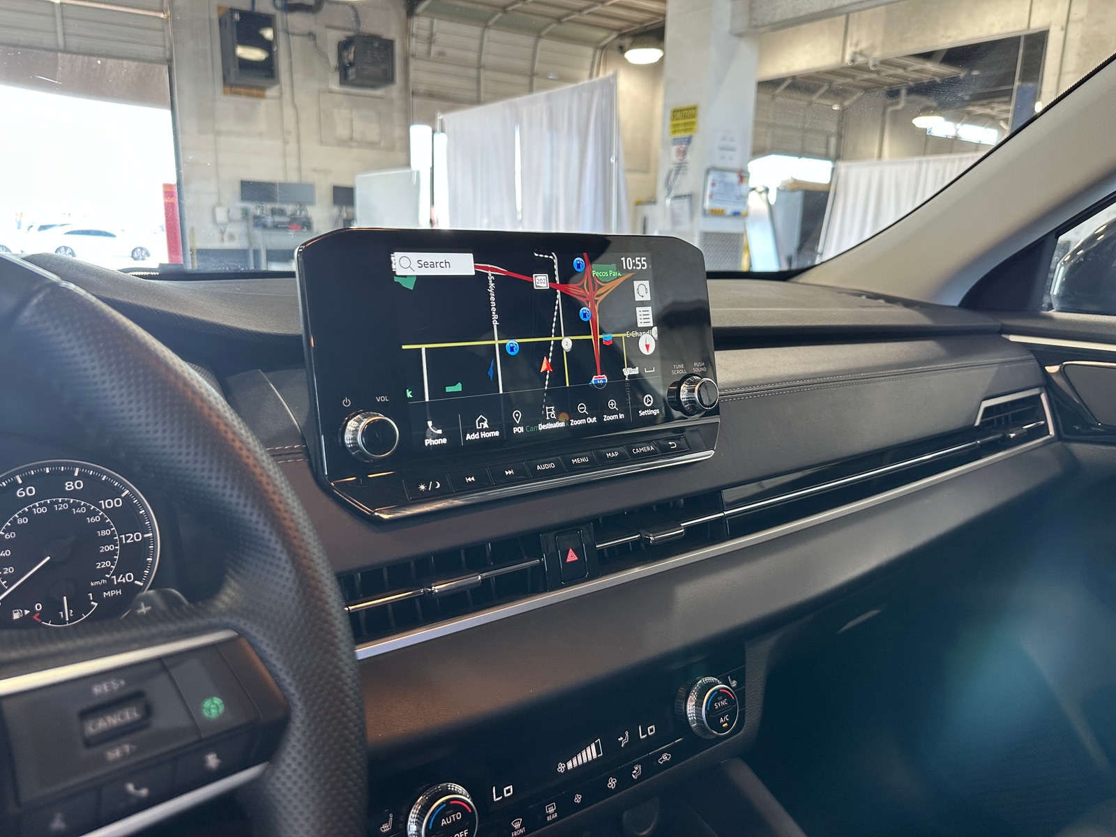 Thumbnail: 2024 Mitsubishi Outlander - 3