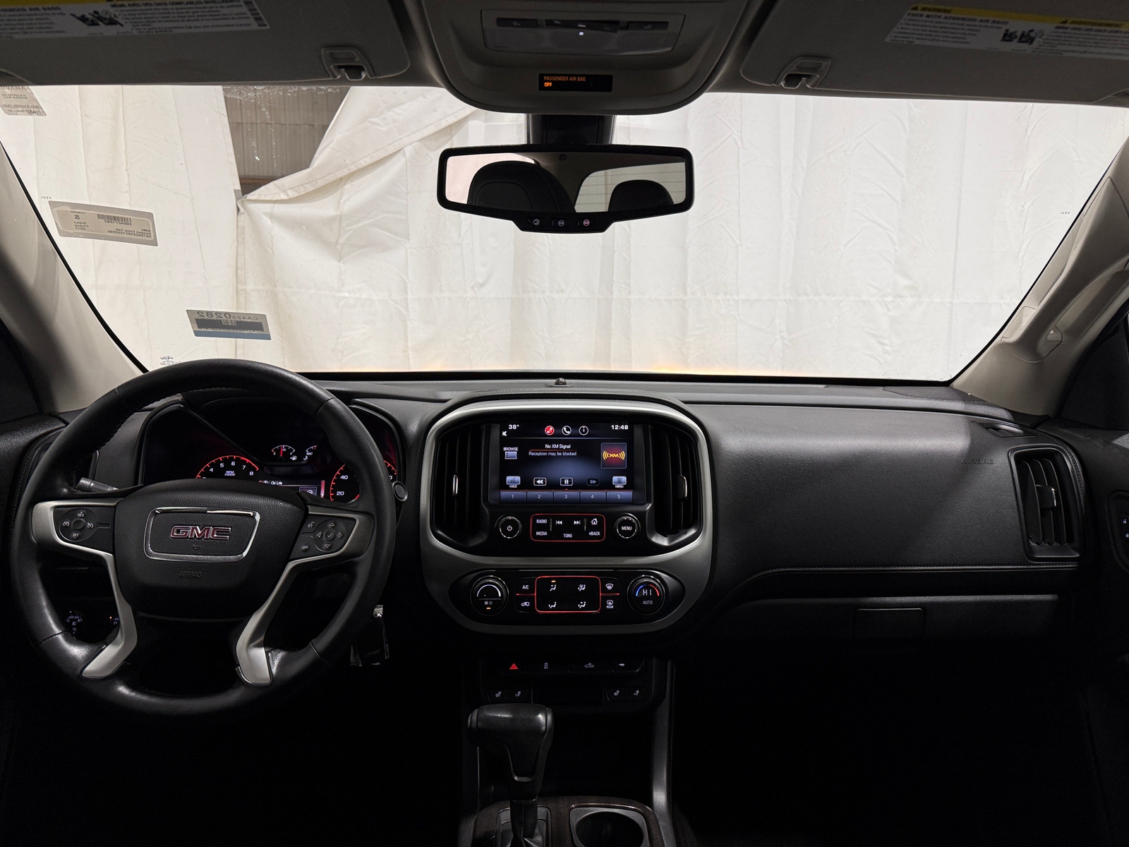 Thumbnail: 2015 GMC Canyon - 2