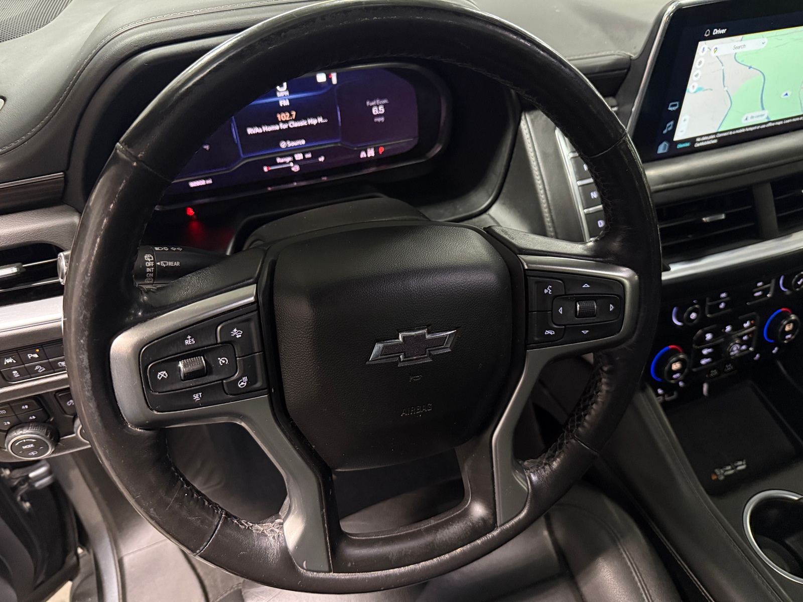 Thumbnail: 2022 Chevrolet Suburban - 4