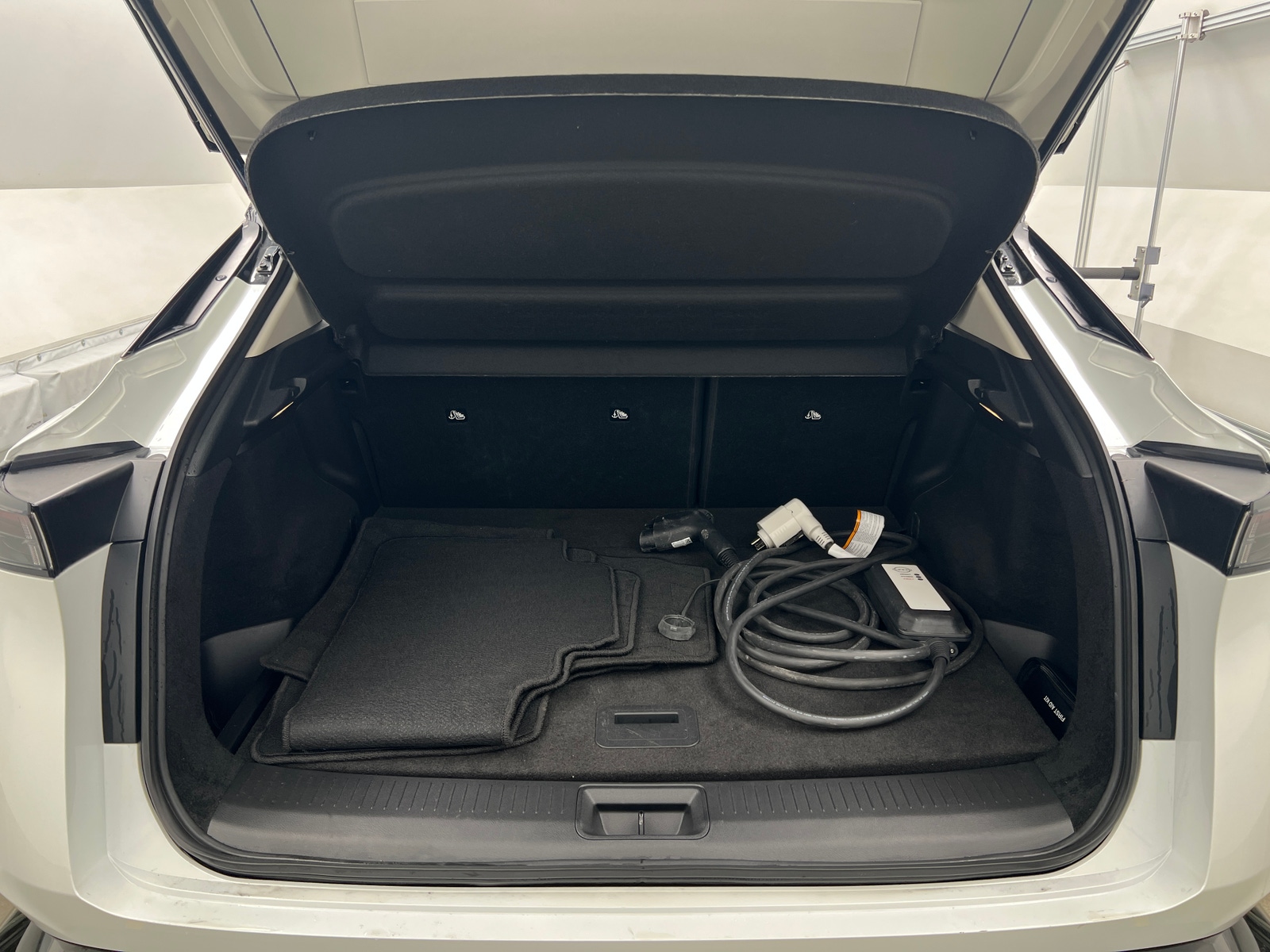 Thumbnail: 2024 Nissan Ariya - 6