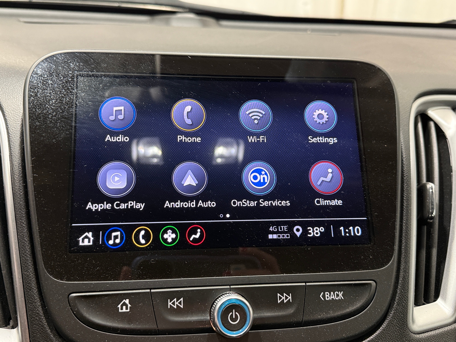 Thumbnail: 2024 Chevrolet Malibu - 4