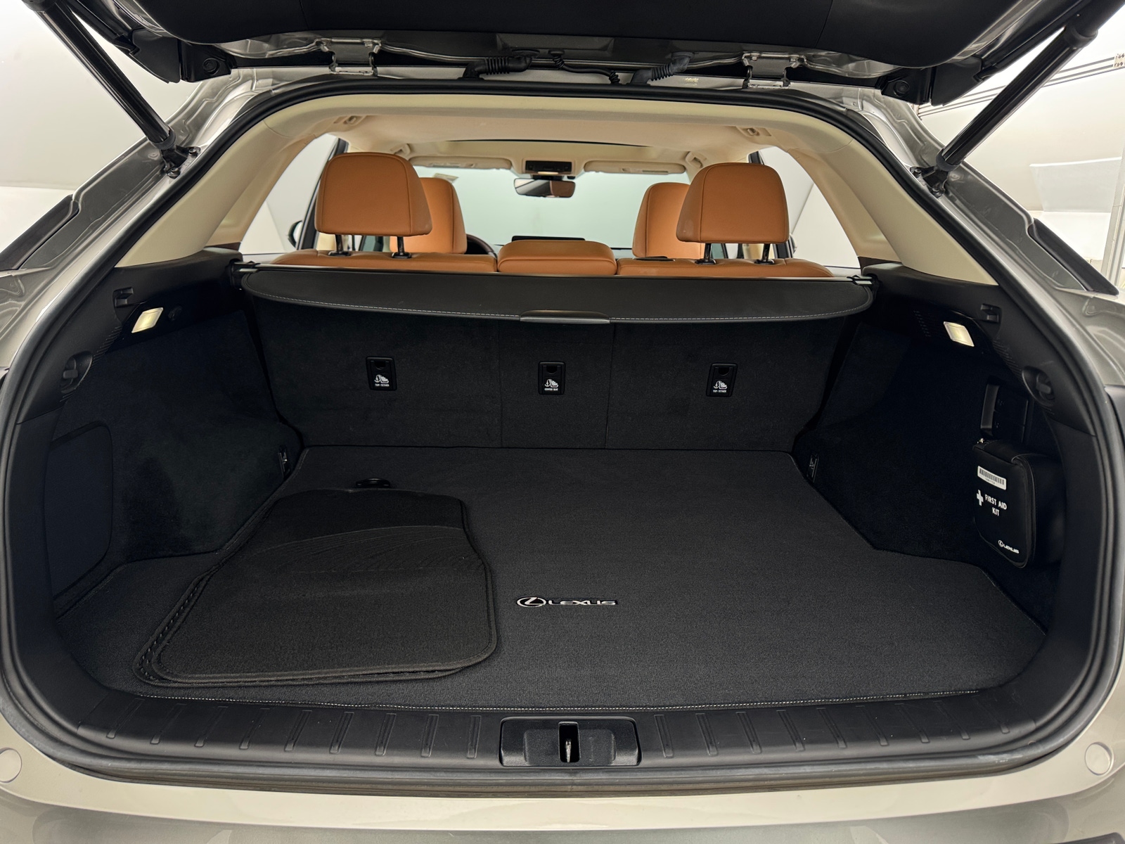 Thumbnail: 2021 Lexus RX - 6