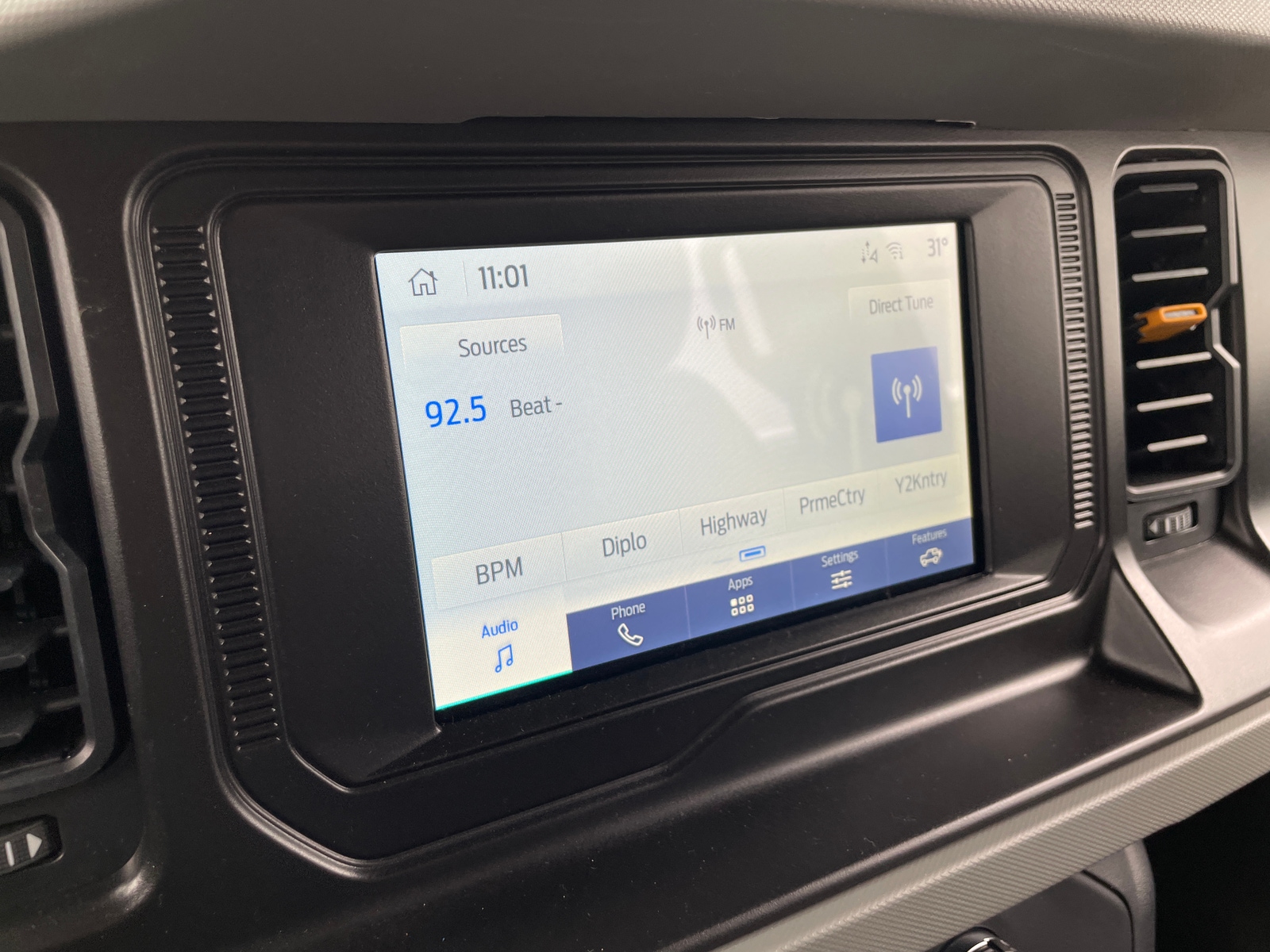 Thumbnail: 2023 Ford Bronco - 3