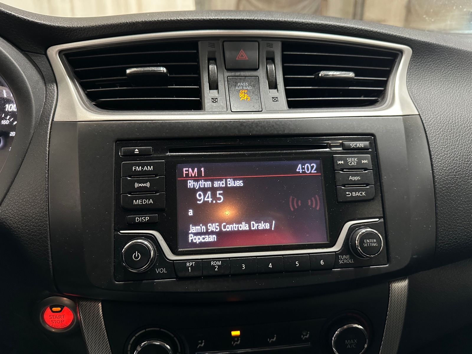 Thumbnail: 2015 Nissan Sentra - 4