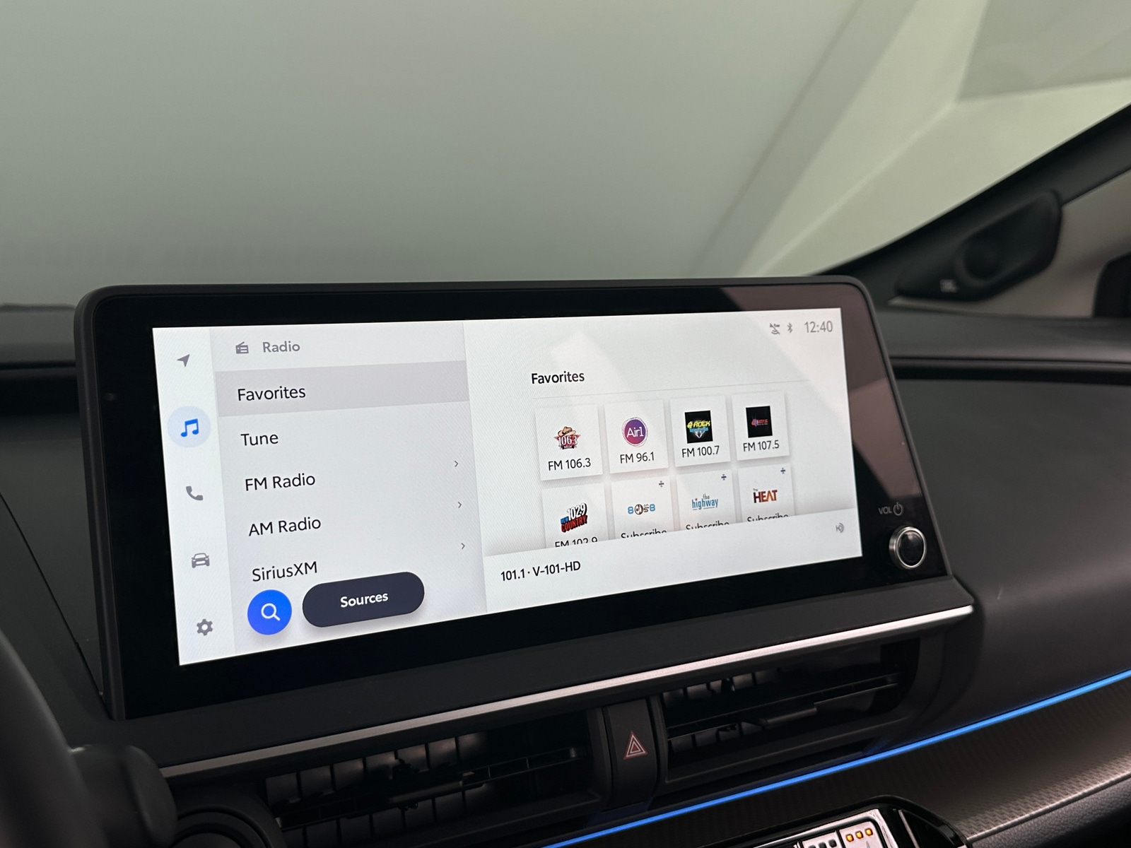 Thumbnail: 2024 Toyota Prius - 3