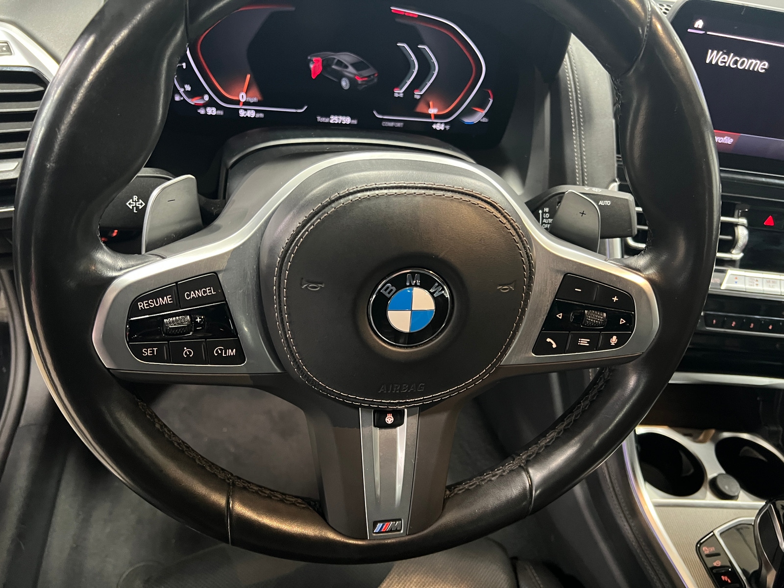 Thumbnail: 2023 BMW 8 Series - 4