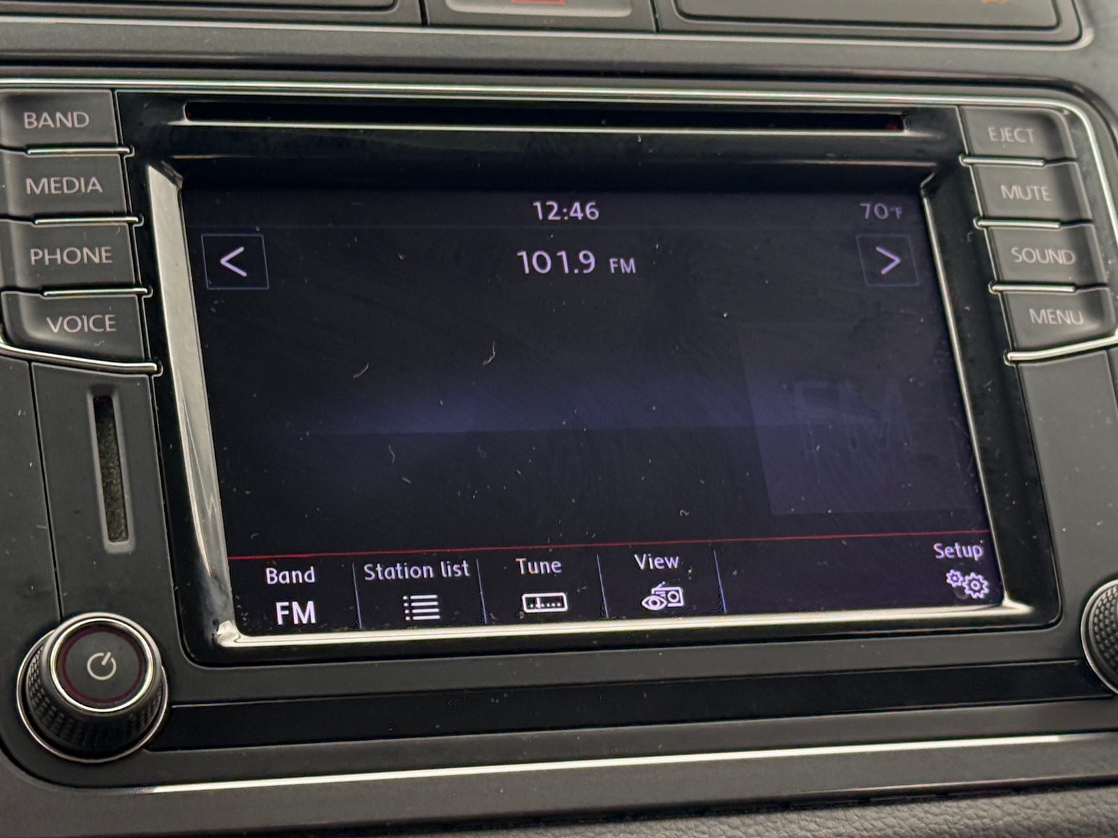 Thumbnail: 2017 Volkswagen Tiguan - 4