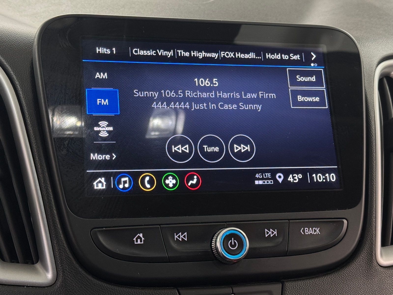 Thumbnail: 2024 Chevrolet Malibu - 4