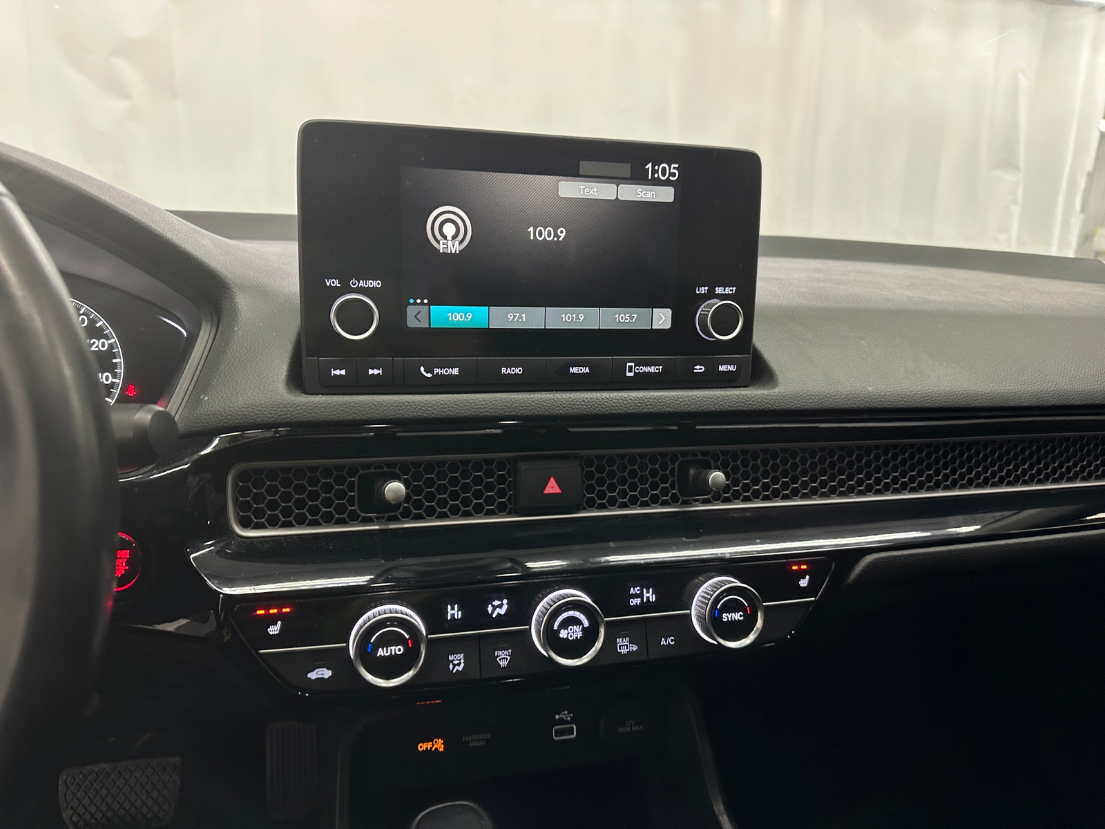 Thumbnail: 2022 Honda Civic - 4