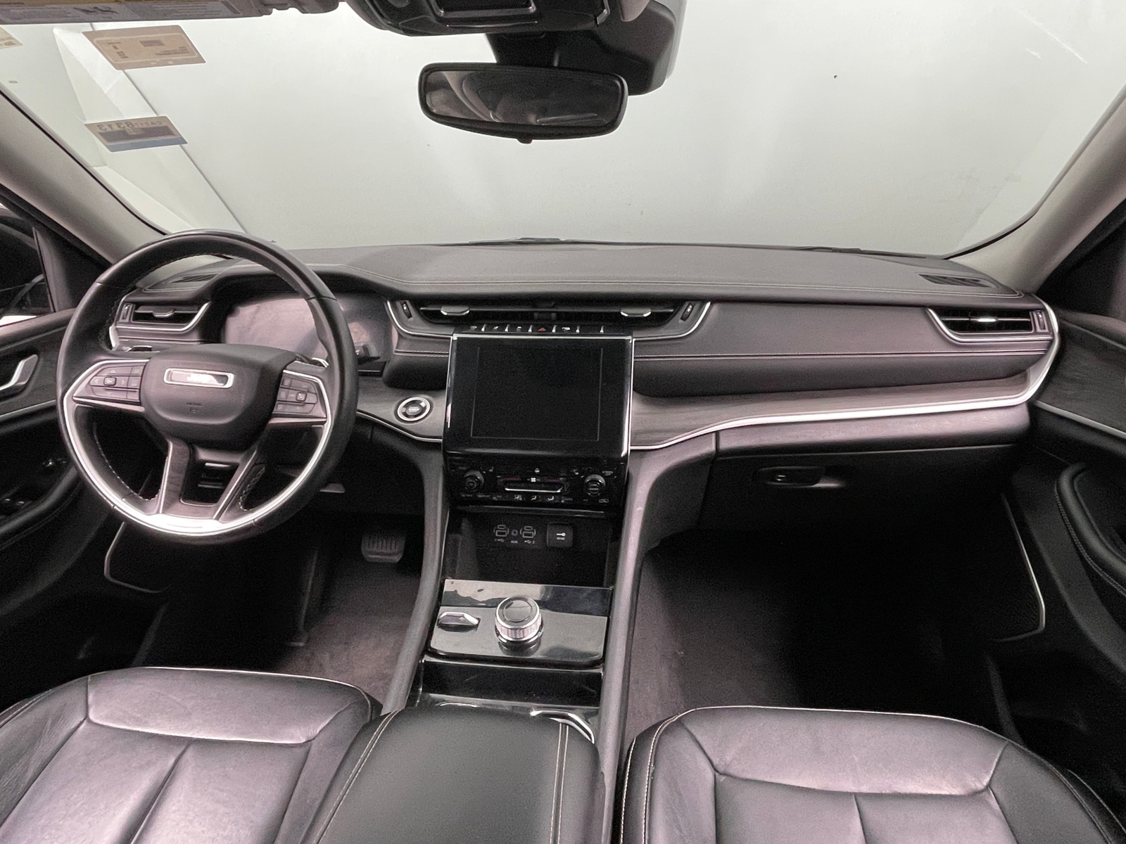 Thumbnail: 2022 Jeep Grand Cherokee L - 2