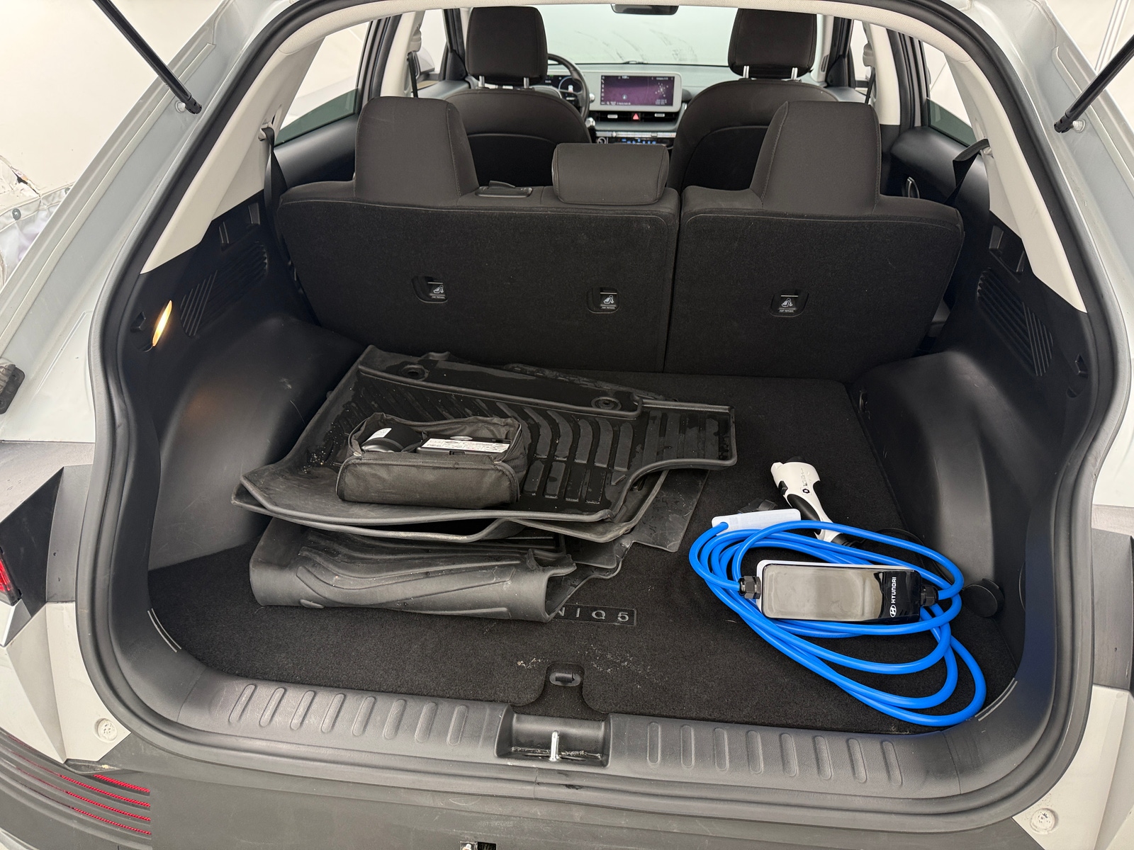 Thumbnail: 2022 Hyundai Ioniq 5 - 7