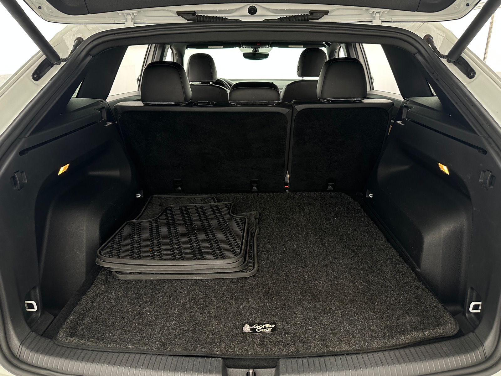 Thumbnail: 2021 Volkswagen Atlas - 6