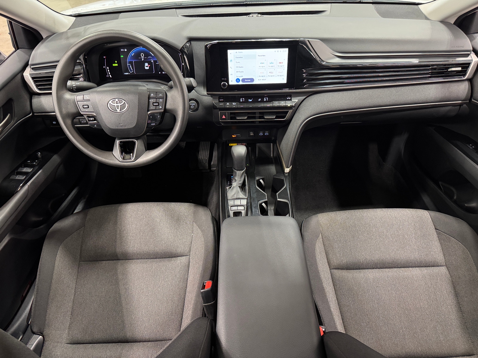 Thumbnail: 2025 Toyota Camry - 3