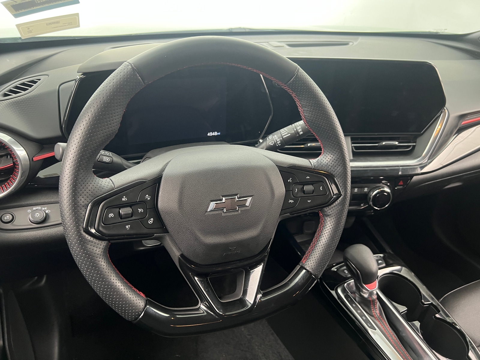 Thumbnail: 2024 Chevrolet Trax - 4