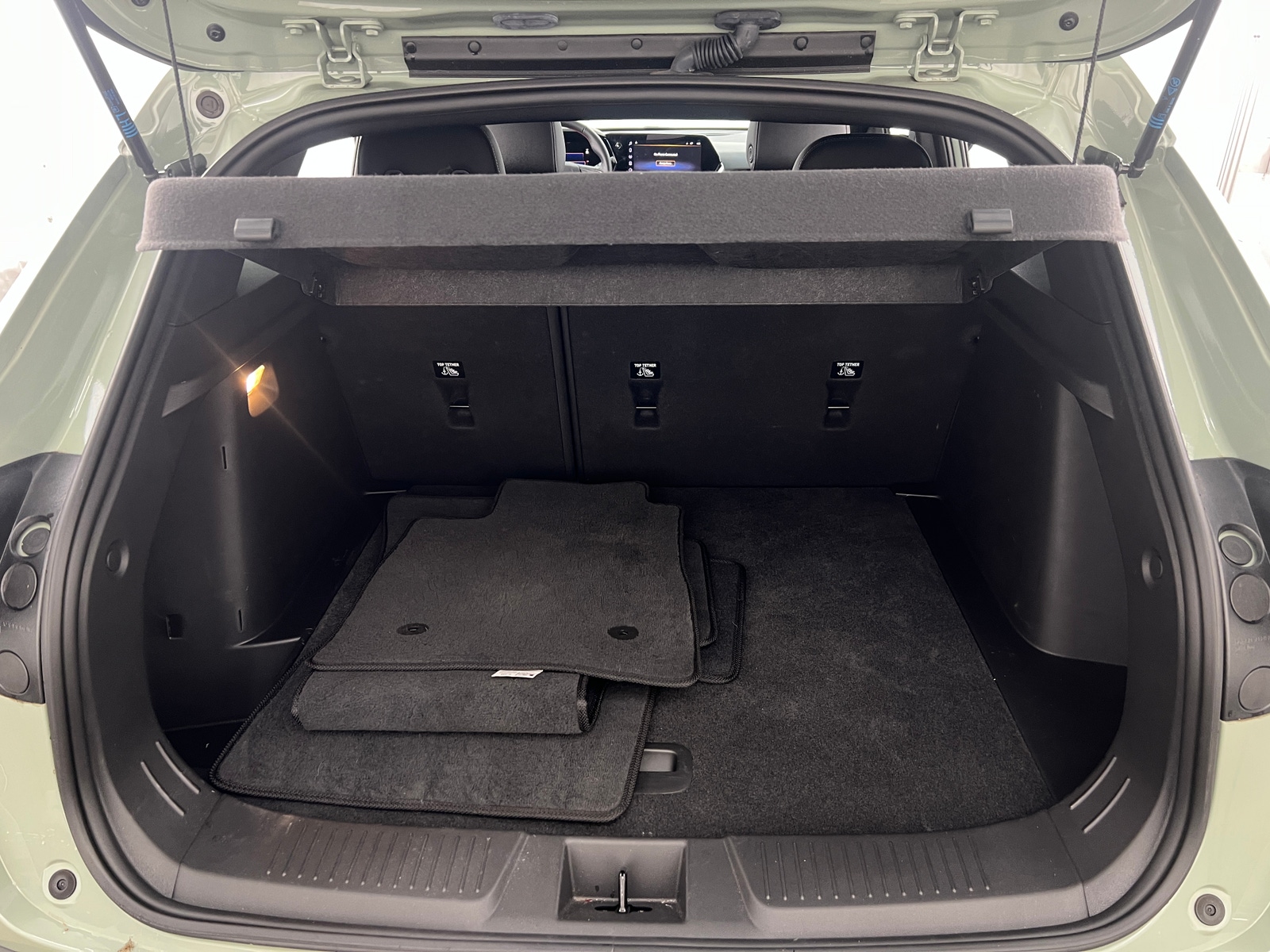 Thumbnail: 2024 Chevrolet Trax - 6